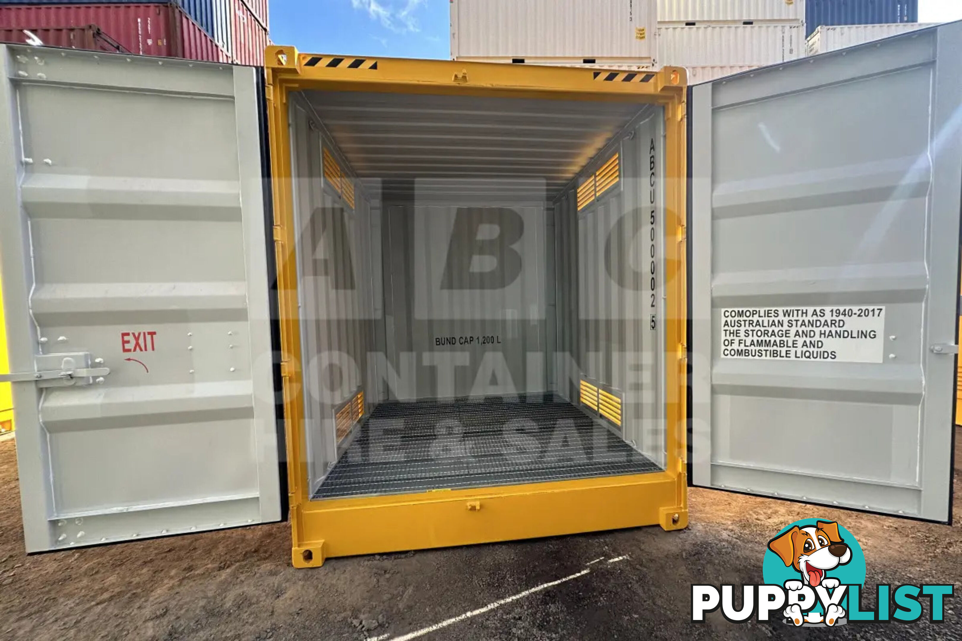 PAIR OF 10' HC DANGEROUS GOODS CONTAINERS (2 X 4 POST 10' DG'S)