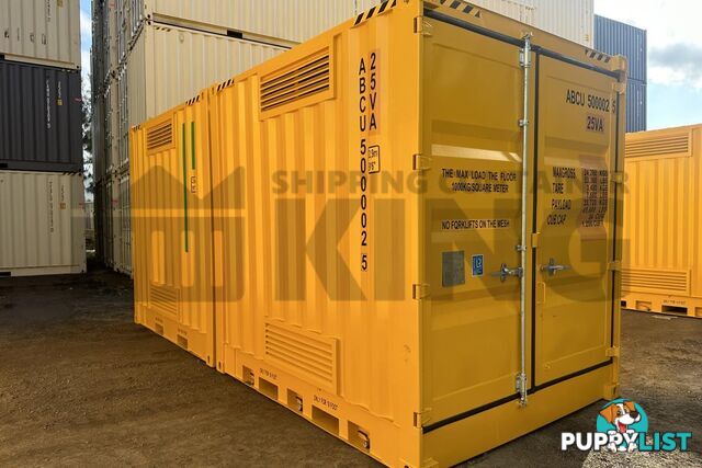 PAIR OF 10' HC DANGEROUS GOODS CONTAINERS (2 X 4 POST 10' DG'S)