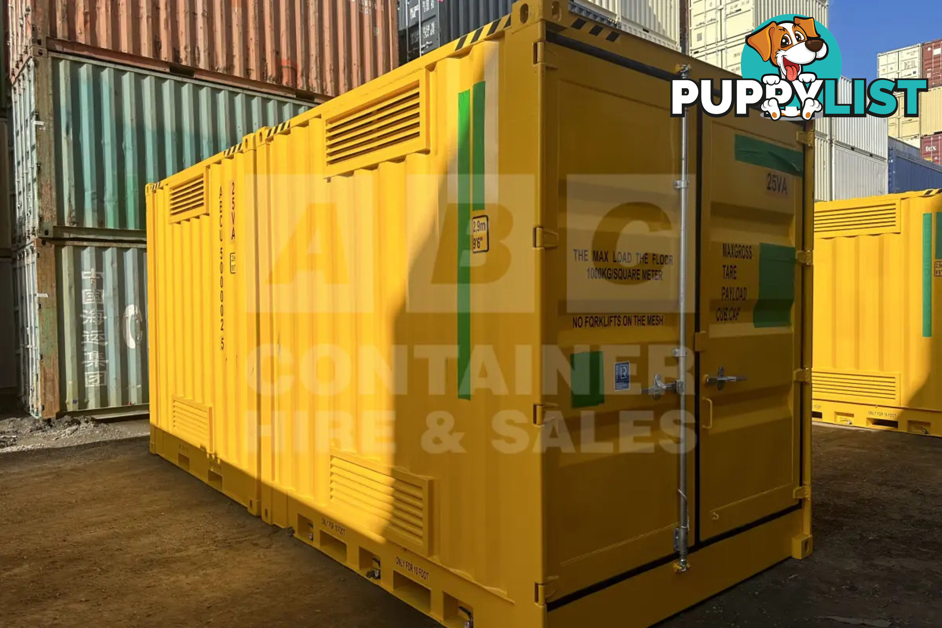 PAIR OF 10' HC DANGEROUS GOODS CONTAINERS (2 X 4 POST 10' DG'S)