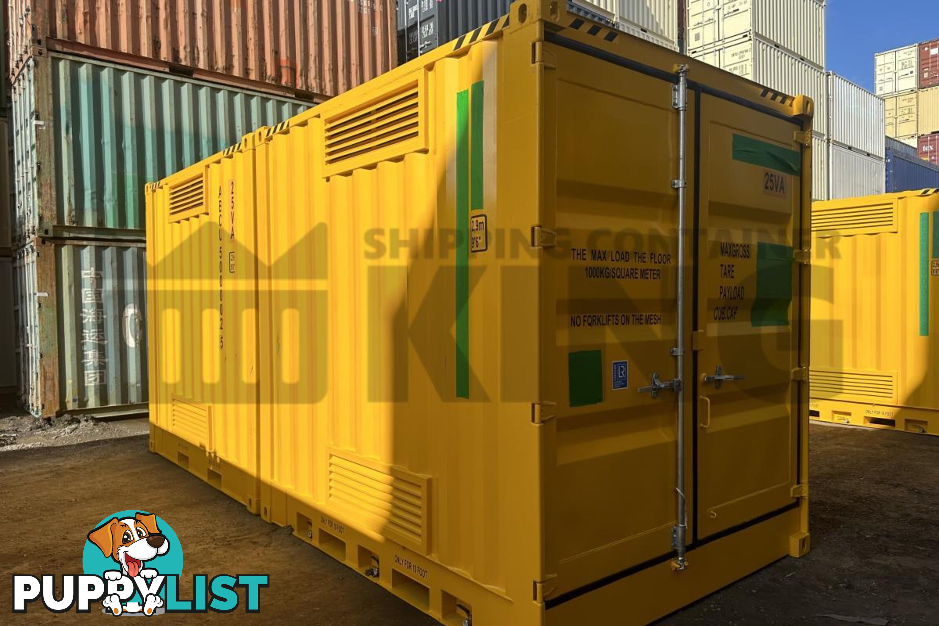PAIR OF 10' HC DANGEROUS GOODS CONTAINERS (2 X 4 POST 10' DG'S)