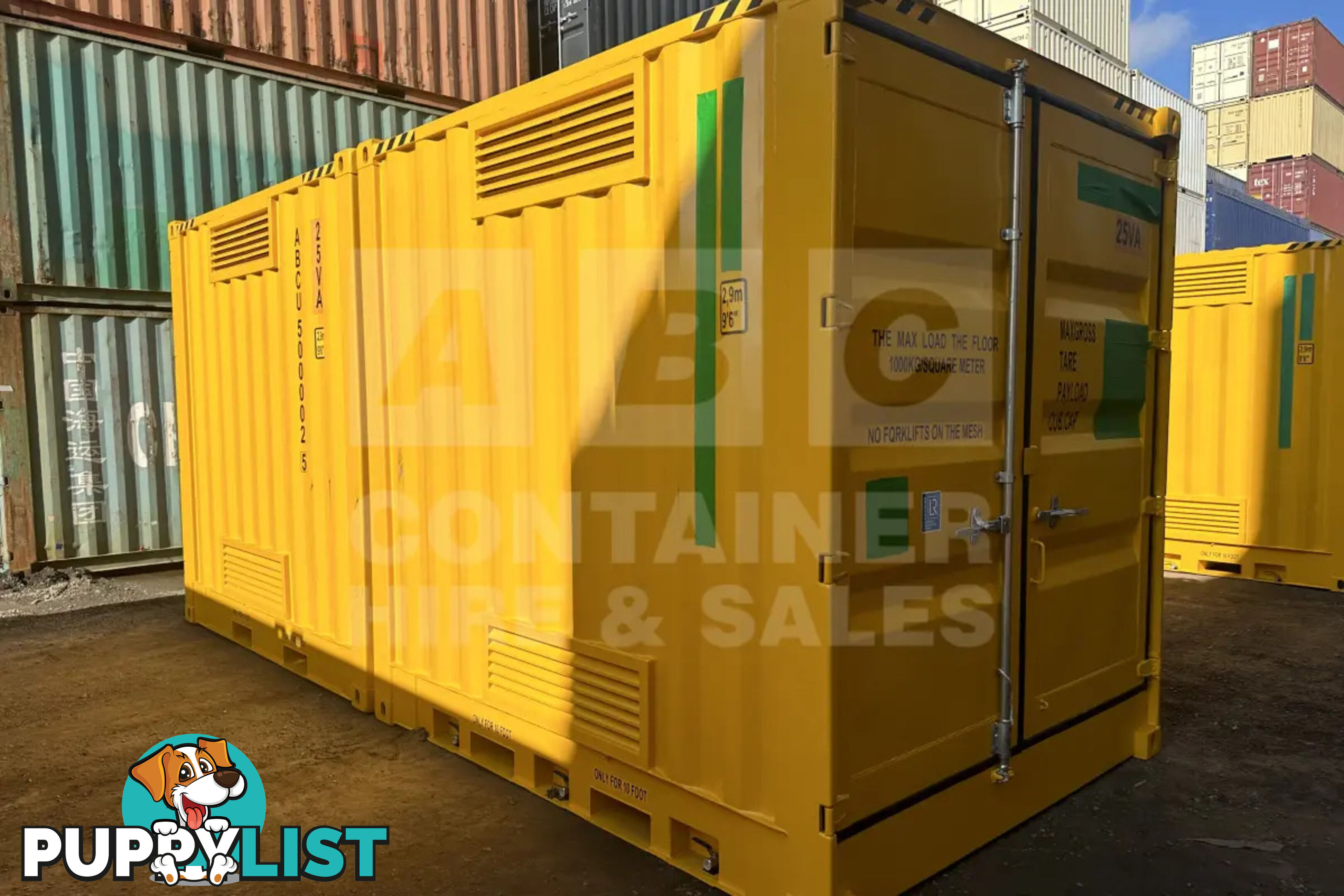 PAIR OF 10' HC DANGEROUS GOODS CONTAINERS (2 X 4 POST 10' DG'S)