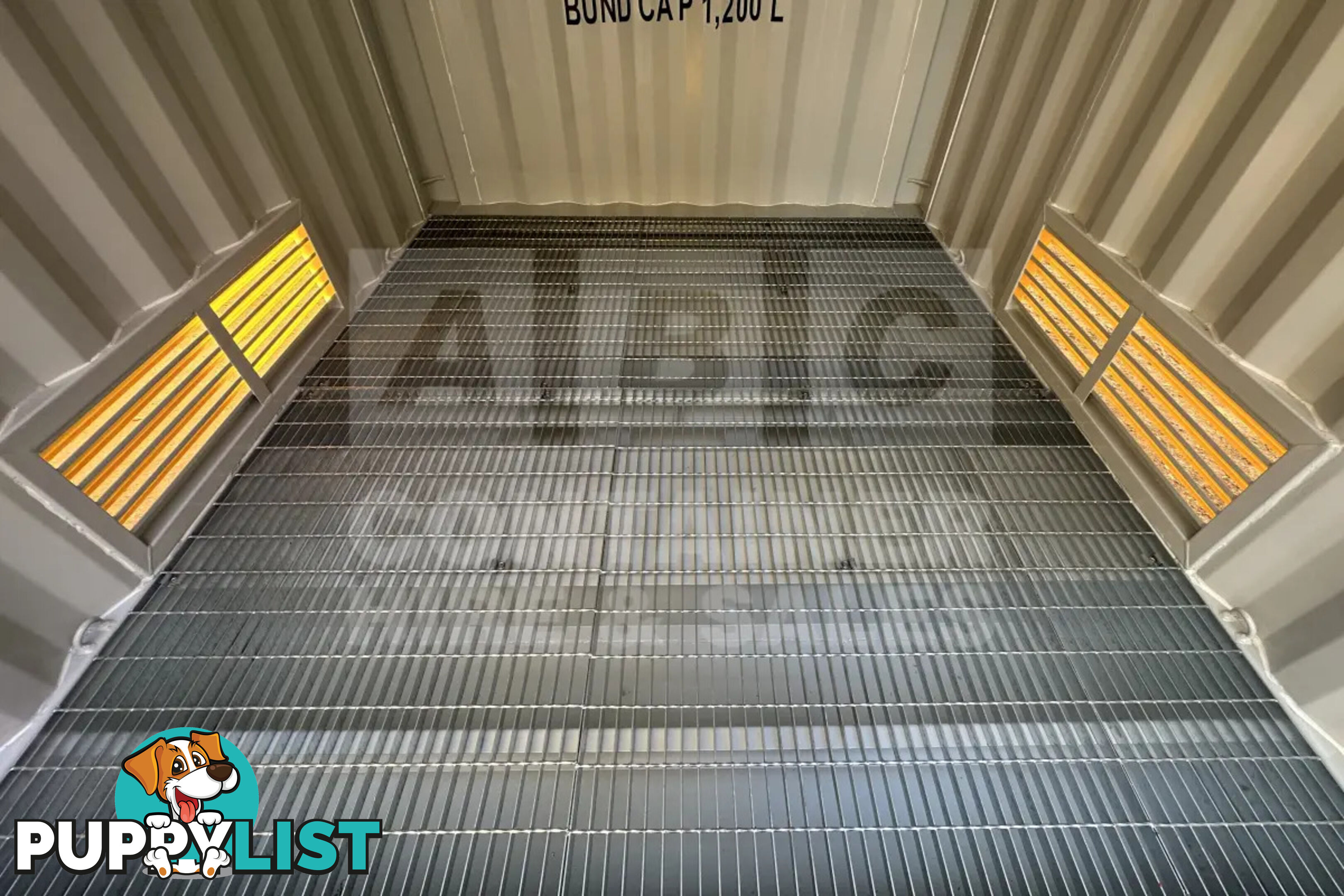 PAIR OF 10' HC DANGEROUS GOODS CONTAINERS (2 X 4 POST 10' DG'S)