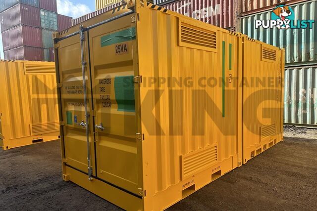 PAIR OF 10' HC DANGEROUS GOODS CONTAINERS (2 X 4 POST 10' DG'S)