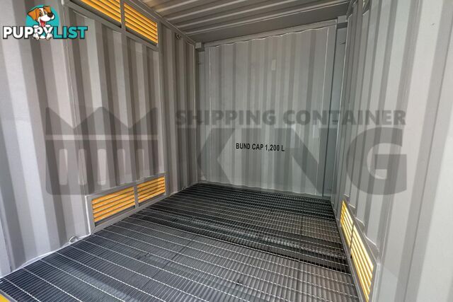 PAIR OF 10' HC DANGEROUS GOODS CONTAINERS (2 X 4 POST 10' DG'S)