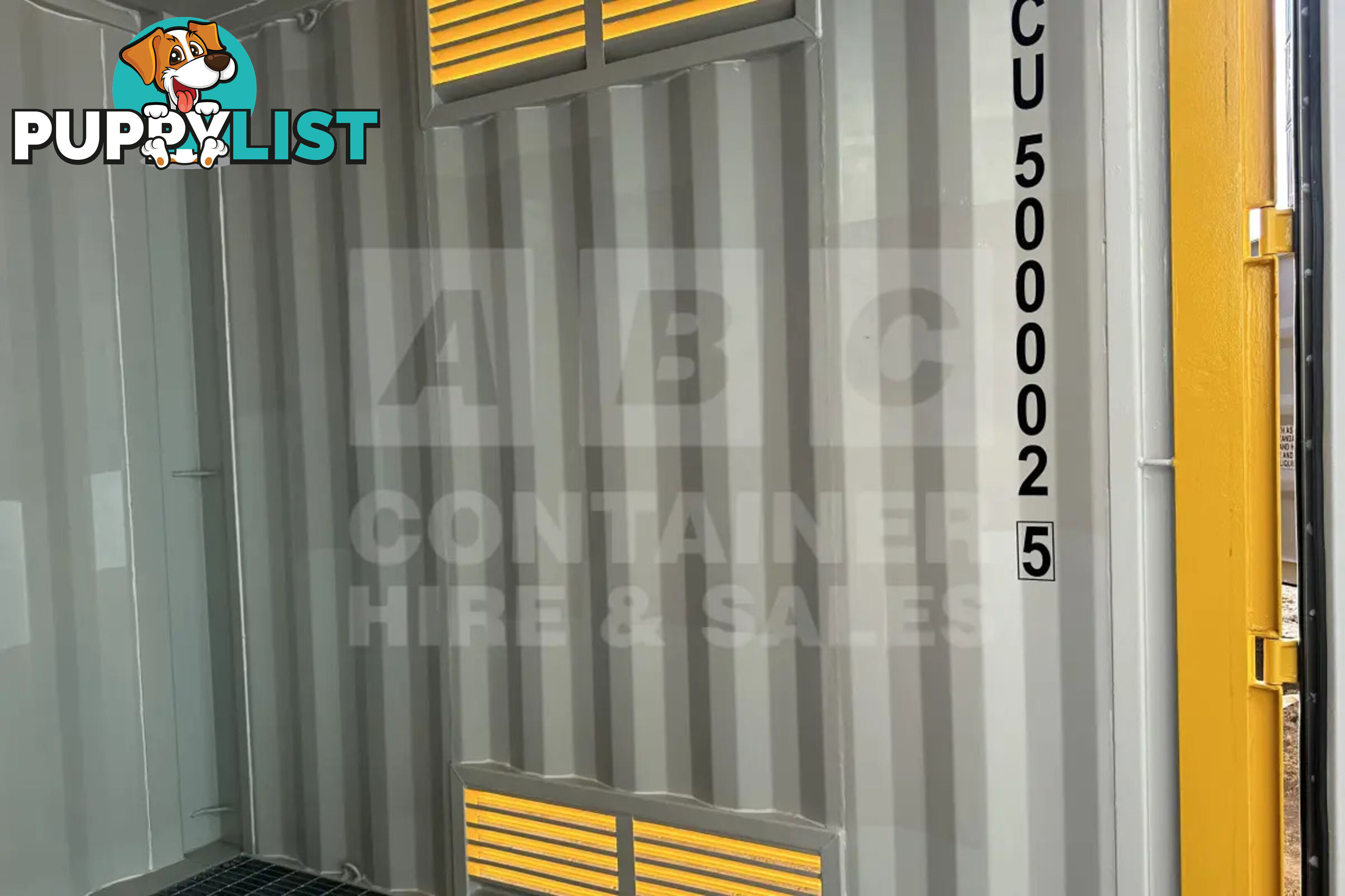PAIR OF 10' HC DANGEROUS GOODS CONTAINERS (2 X 4 POST 10' DG'S)