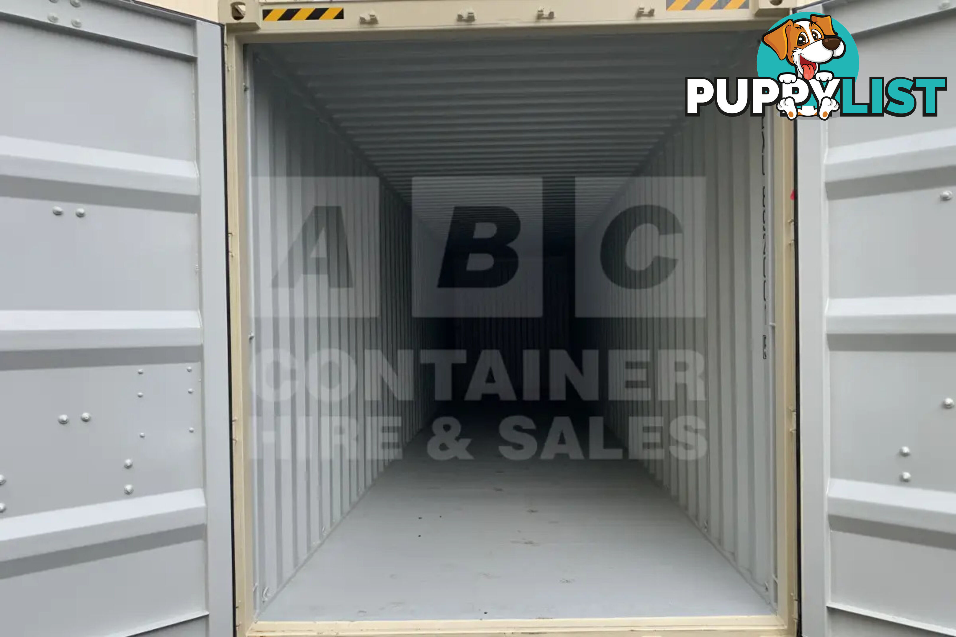 40' HIGH CUBE SHIPPING CONTAINER (STEEL FLOOR) - in Brisbane