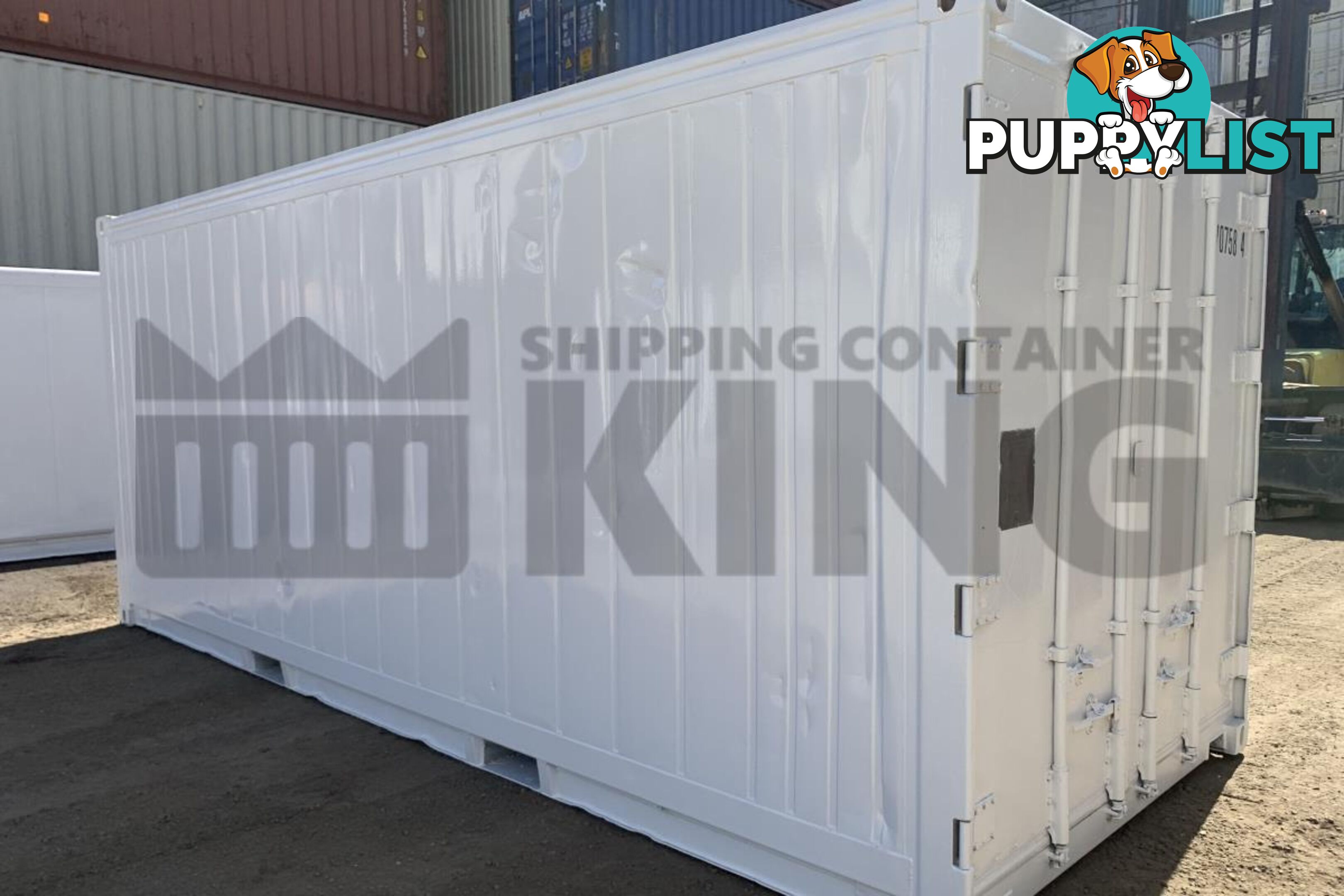 20' STANDARD HEIGHT REFRIGERATED "REEFER" SHIPPING CONTAINER (OPERATIONAL)