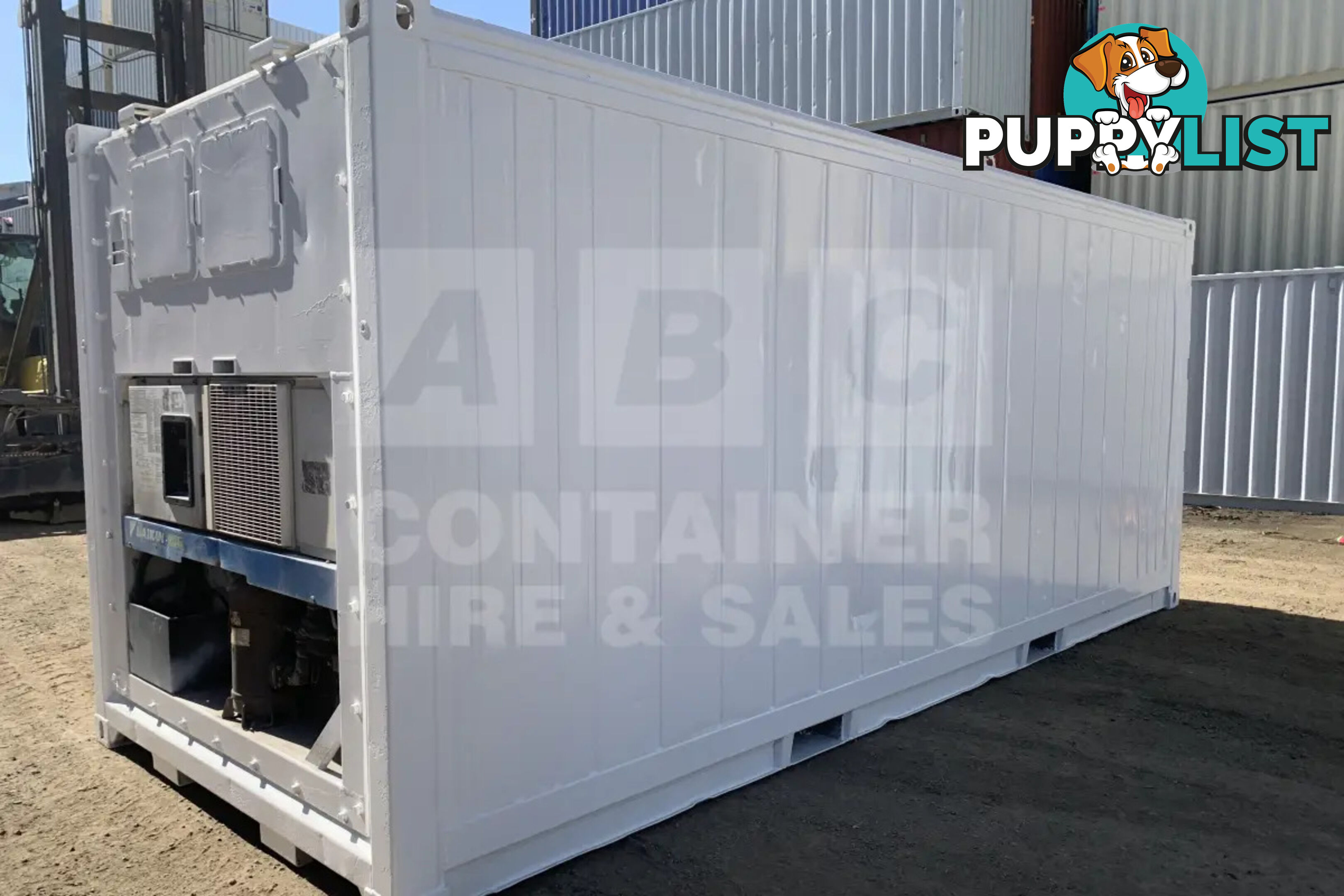 20' STANDARD HEIGHT REFRIGERATED "REEFER" SHIPPING CONTAINER (OPERATIONAL)