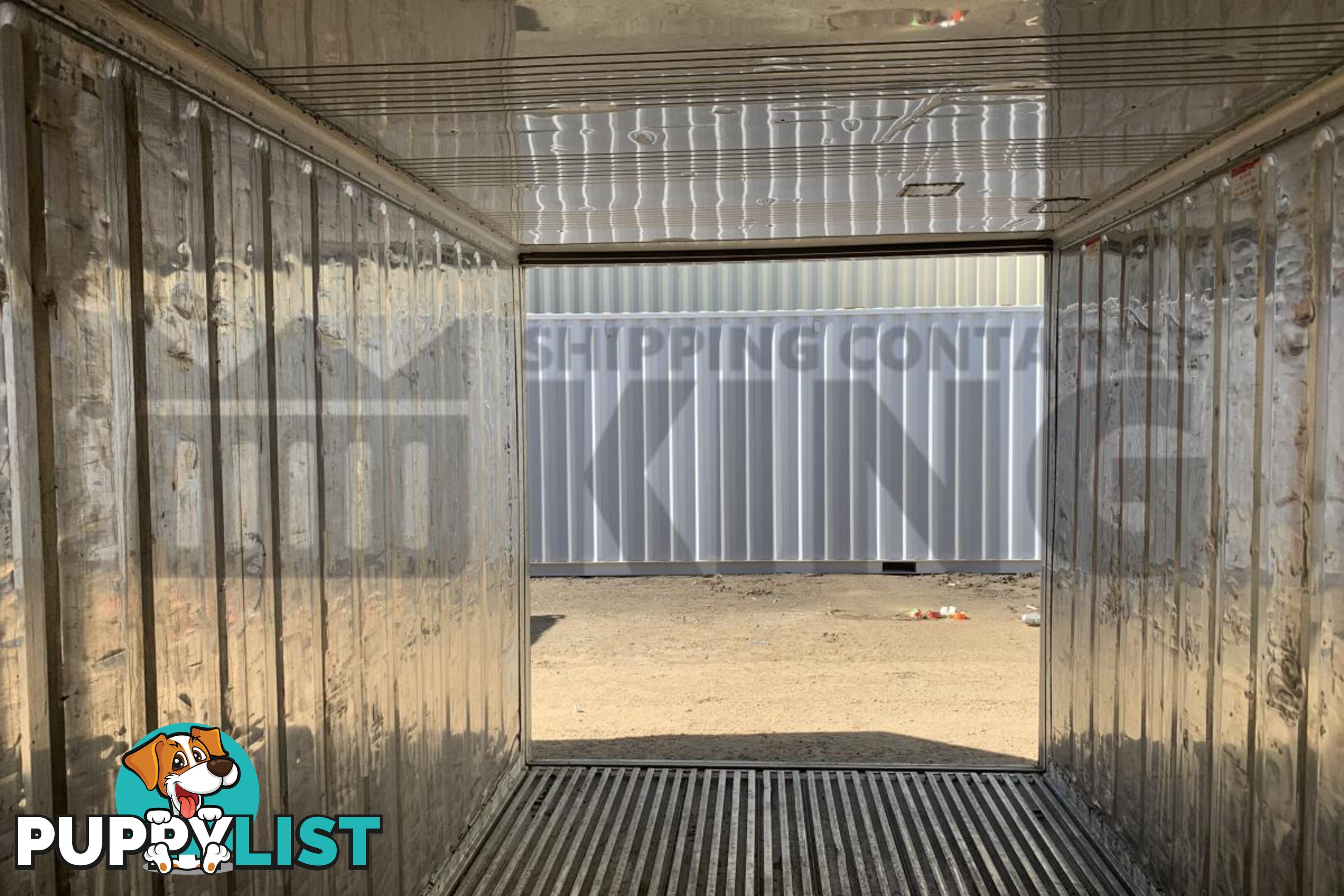 20' STANDARD HEIGHT REFRIGERATED "REEFER" SHIPPING CONTAINER (OPERATIONAL)