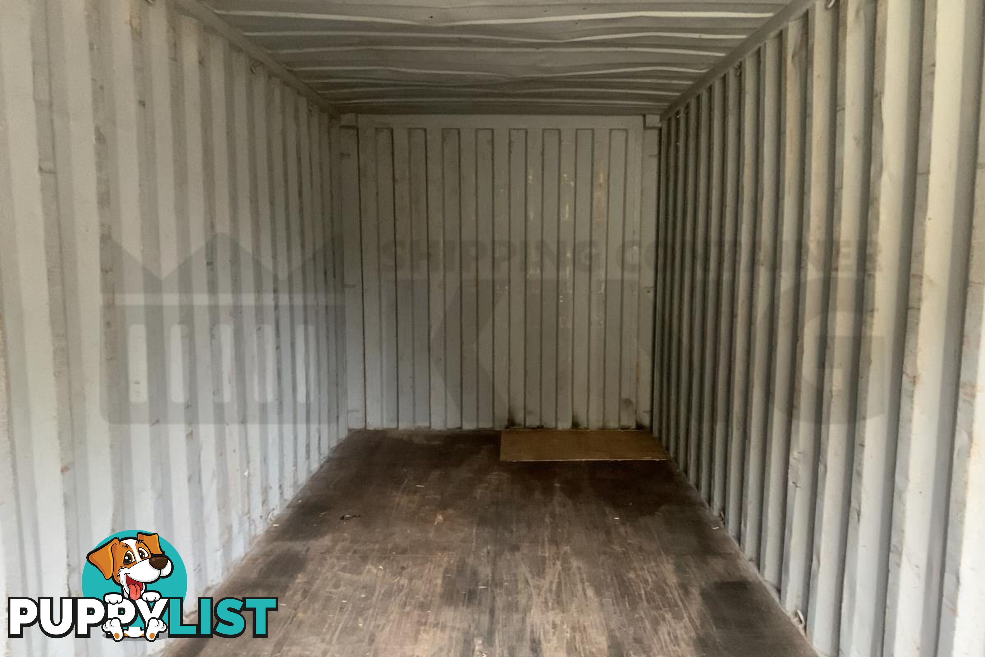 20' STANDARD HEIGHT SHIPPING CONTAINER - in Brisbane