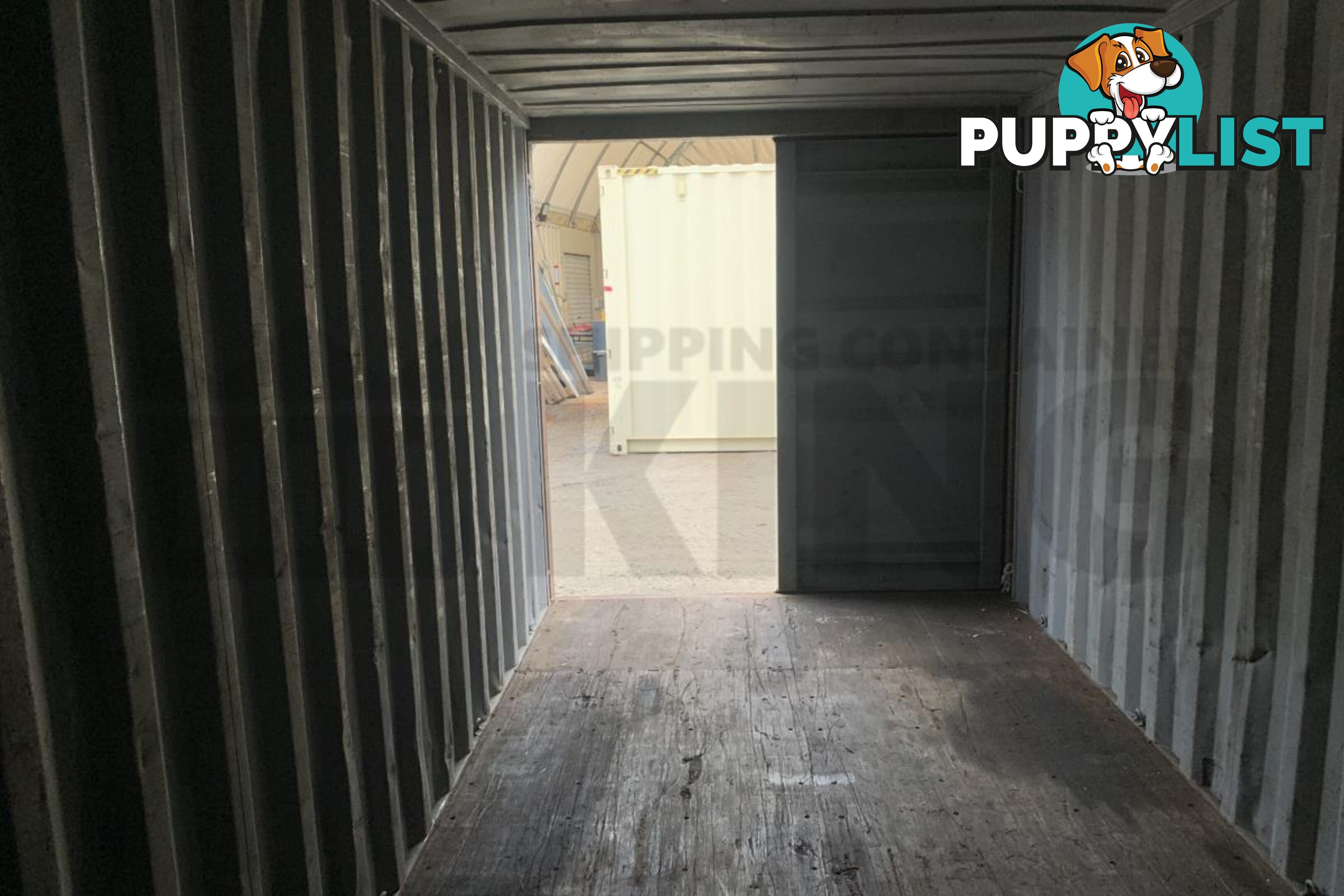 20' STANDARD HEIGHT SHIPPING CONTAINER - in Brisbane