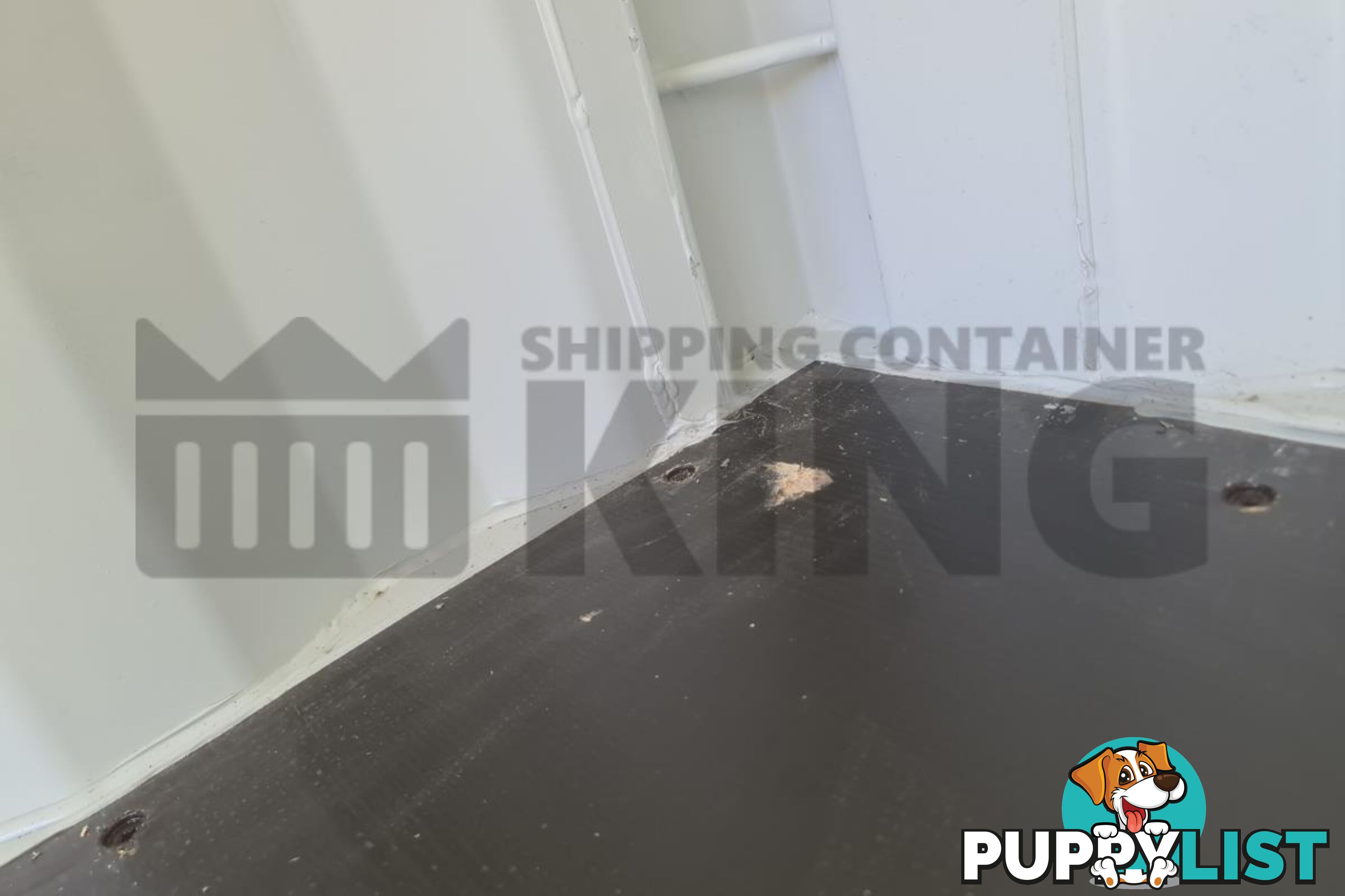 7' MINI CUBE SHIPPING CONTAINER - in Brisbane