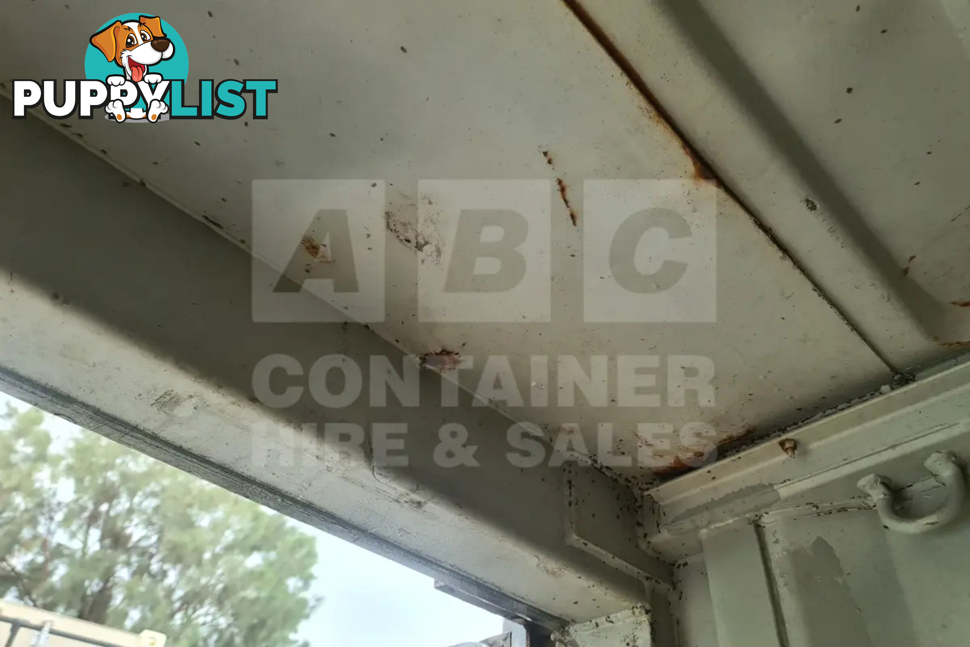 20' STANDARD HEIGHT SHIPPING CONTAINER