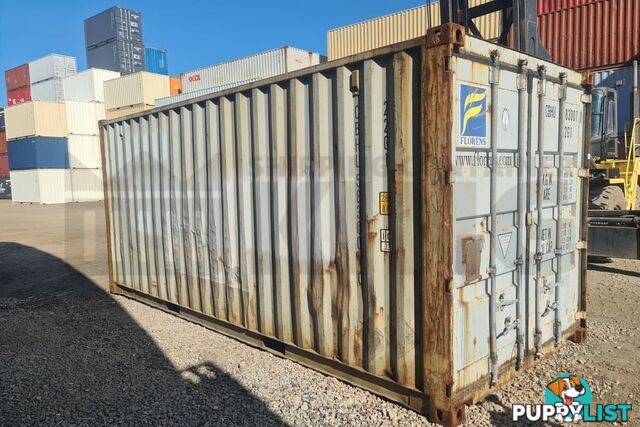 20' STANDARD HEIGHT SHIPPING CONTAINER - in Rockhampton