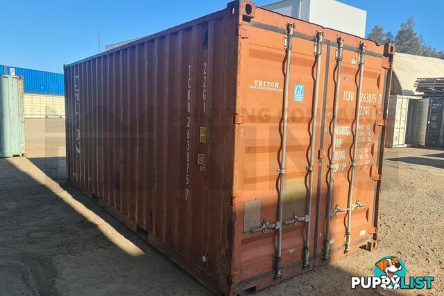 20' STANDARD HEIGHT SHIPPING CONTAINER - in Millmerran