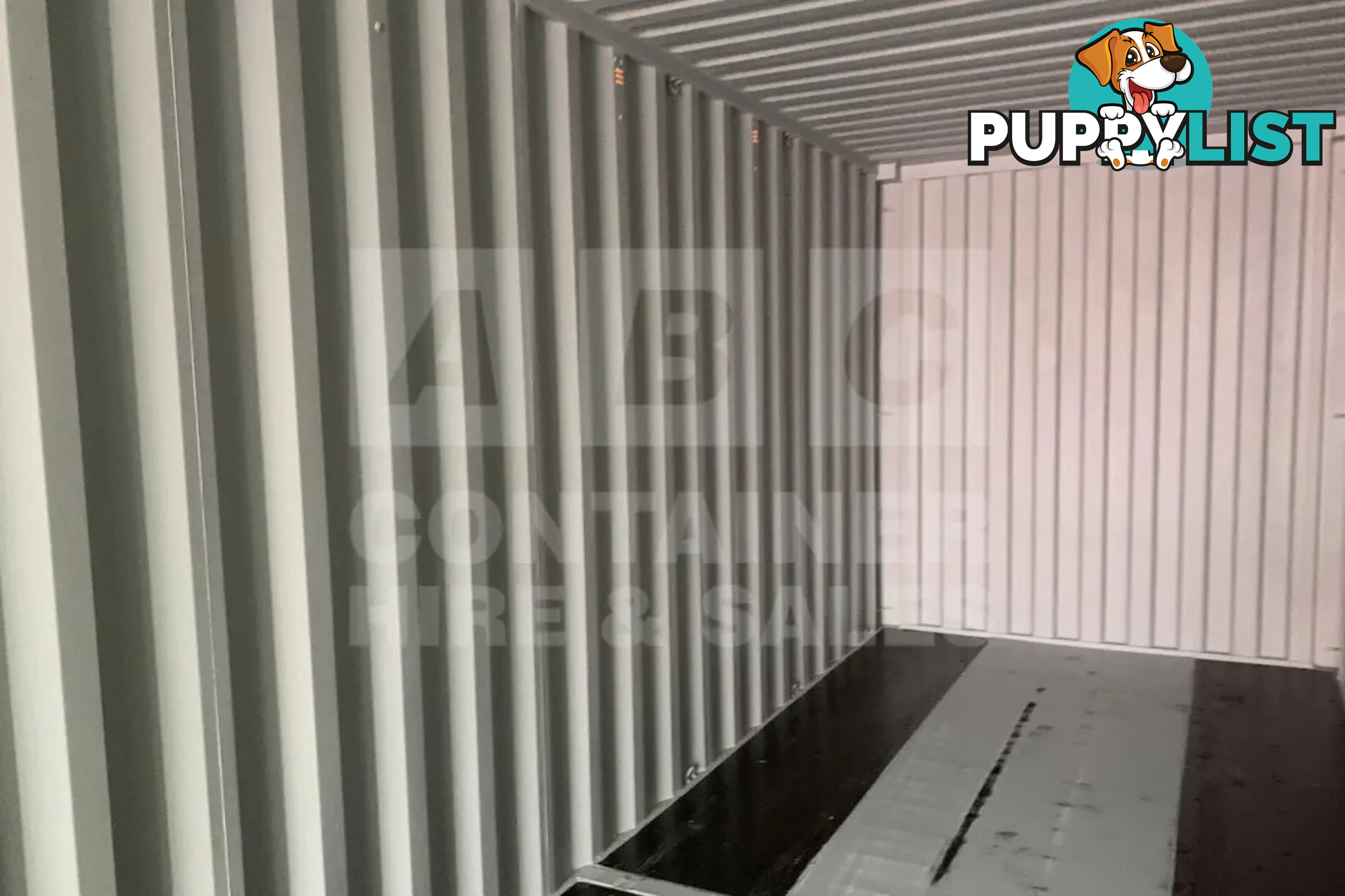 40' HIGH CUBE SHIPPING CONTAINER - in Brisbane