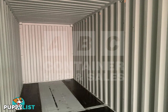 40' HIGH CUBE SHIPPING CONTAINER - in Brisbane