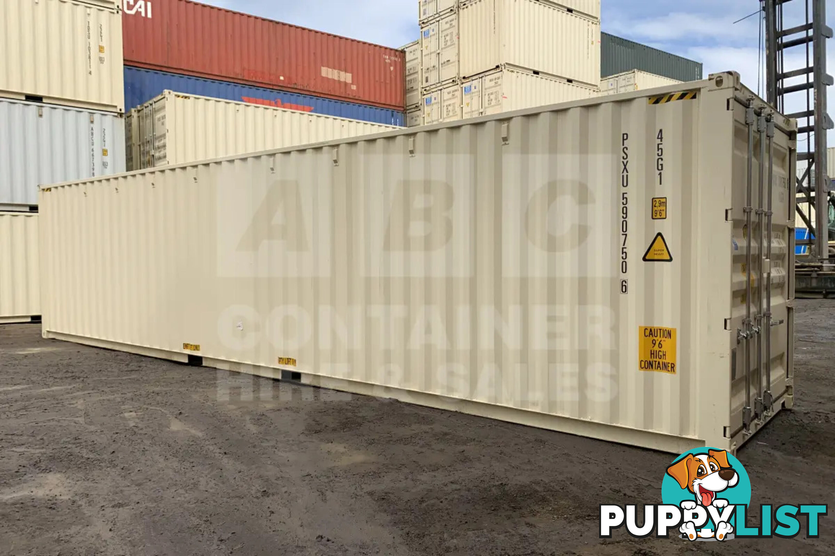40' HIGH CUBE SHIPPING CONTAINER - in Brisbane