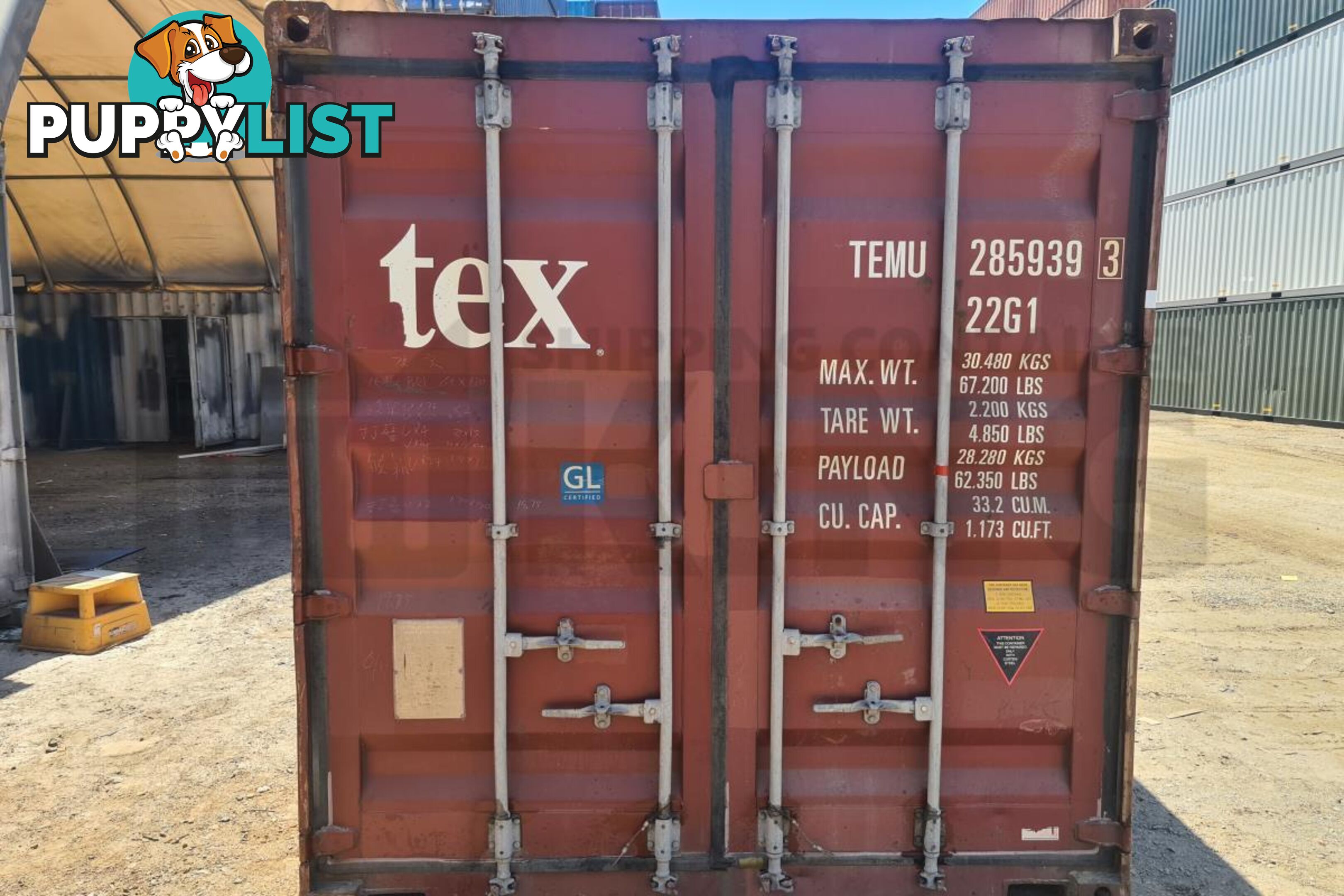 20' STANDARD HEIGHT SHIPPING CONTAINER - in Brisbane