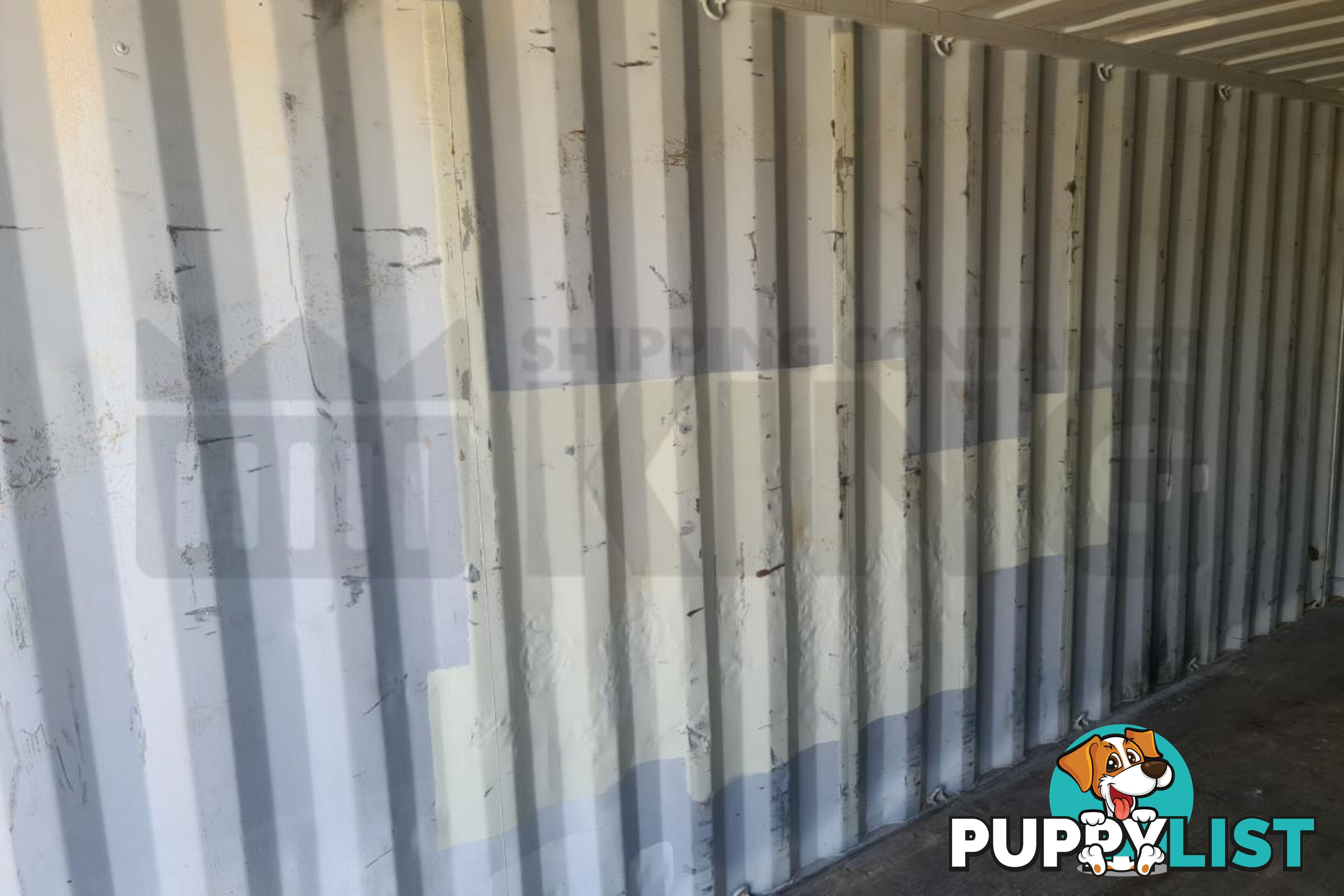 20' STANDARD HEIGHT SHIPPING CONTAINER - in Brisbane