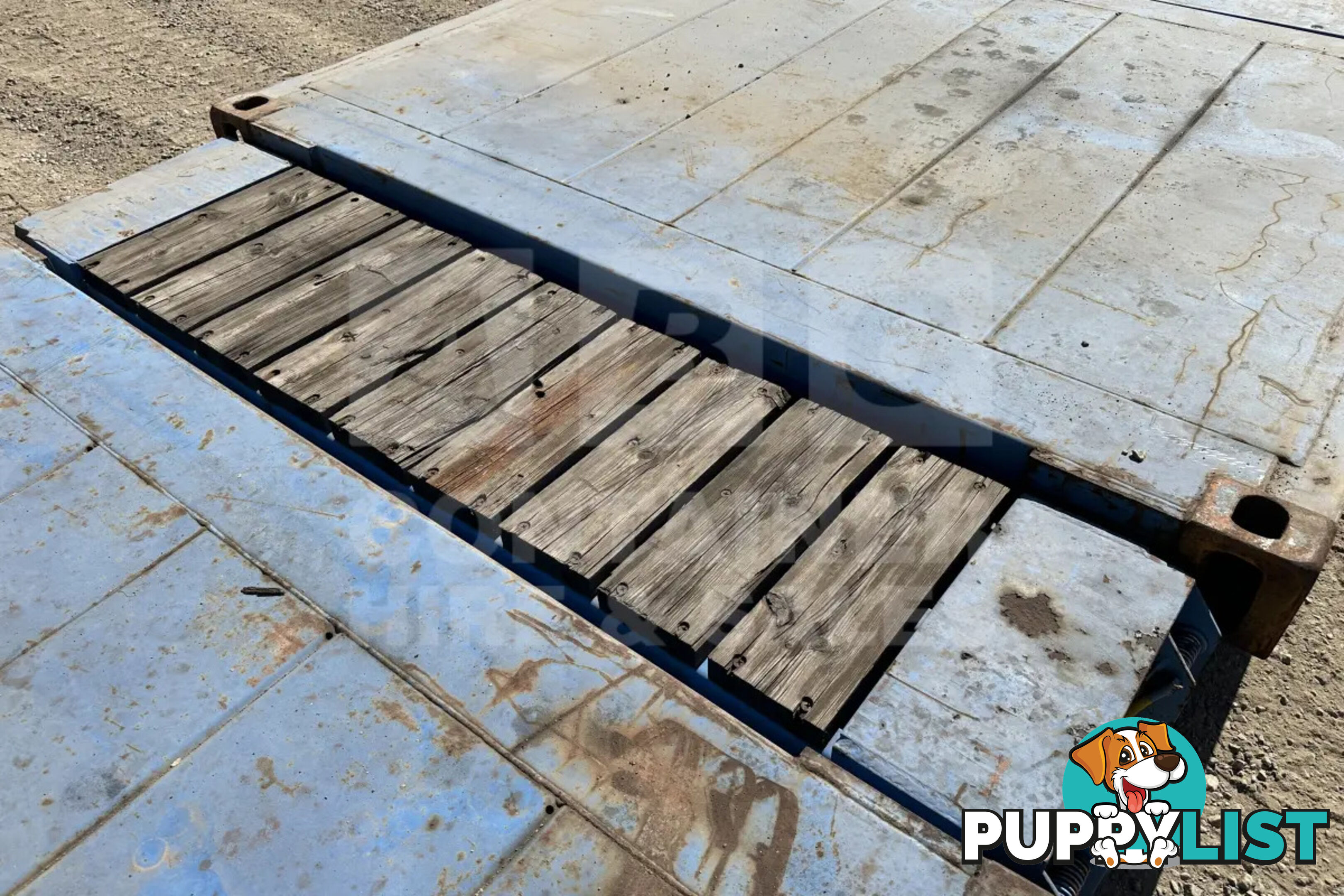 20' FLAT RACK SHIPPING CONTAINER (WITH COLLAPSIBLE ENDS)