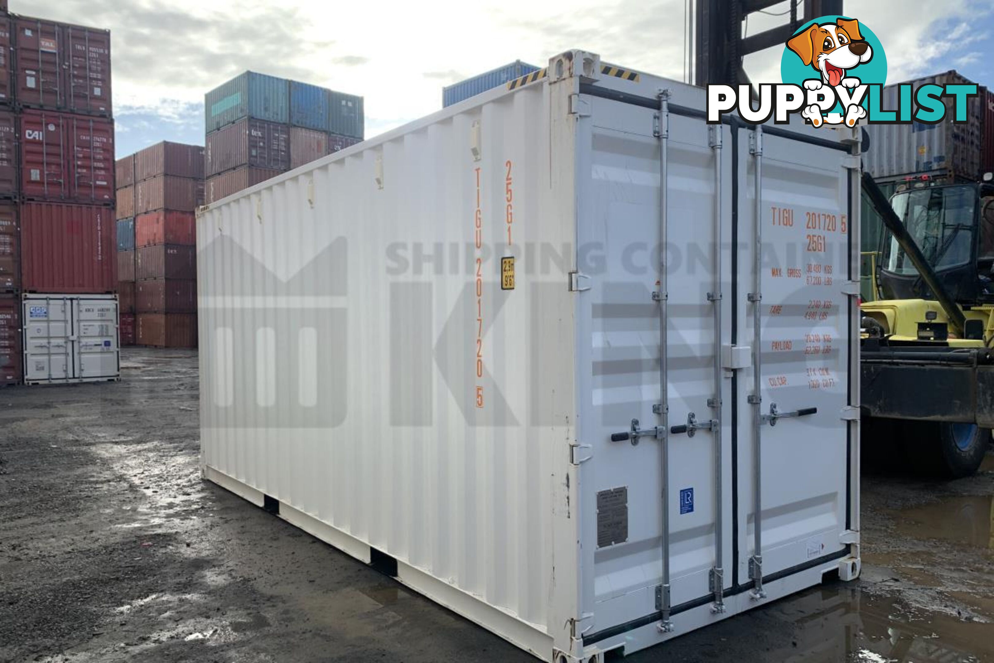 20' HIGH CUBE SHIPPING CONTAINER - in Gladstone