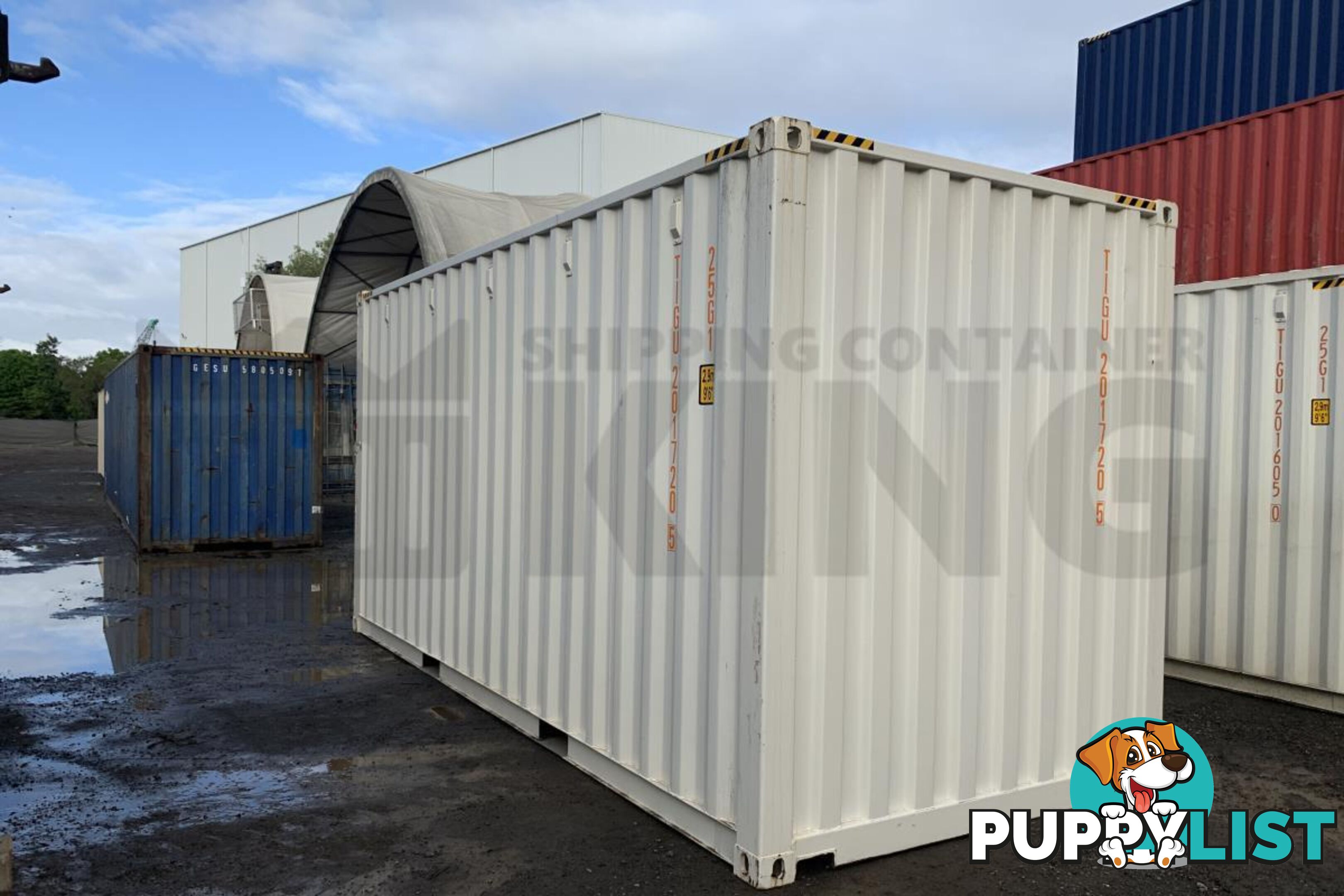 20' HIGH CUBE SHIPPING CONTAINER - in Gladstone