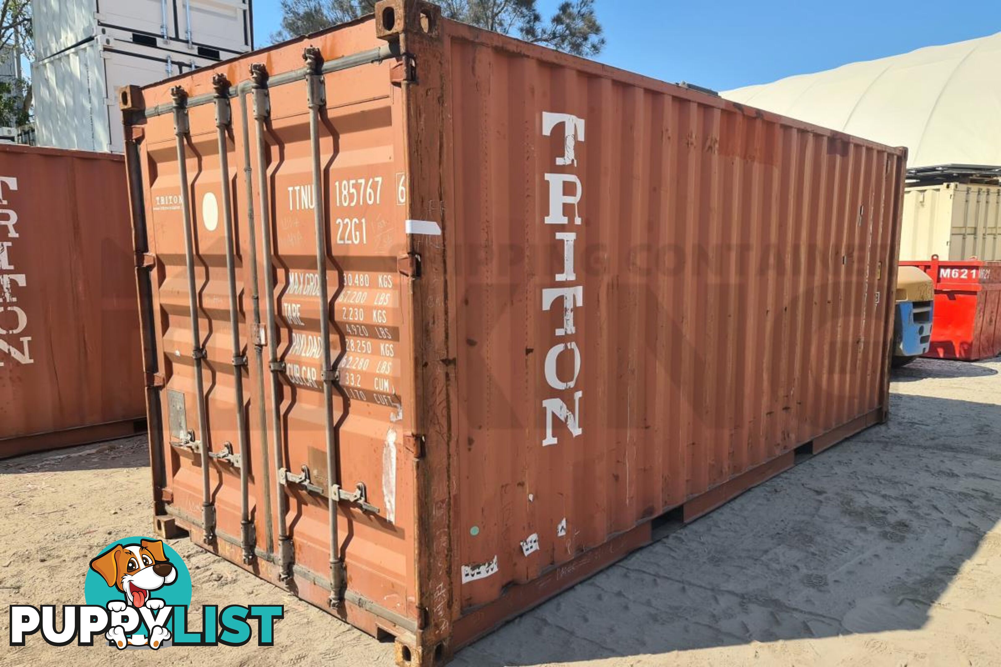 20' STANDARD HEIGHT SHIPPING CONTAINER - in Brisbane