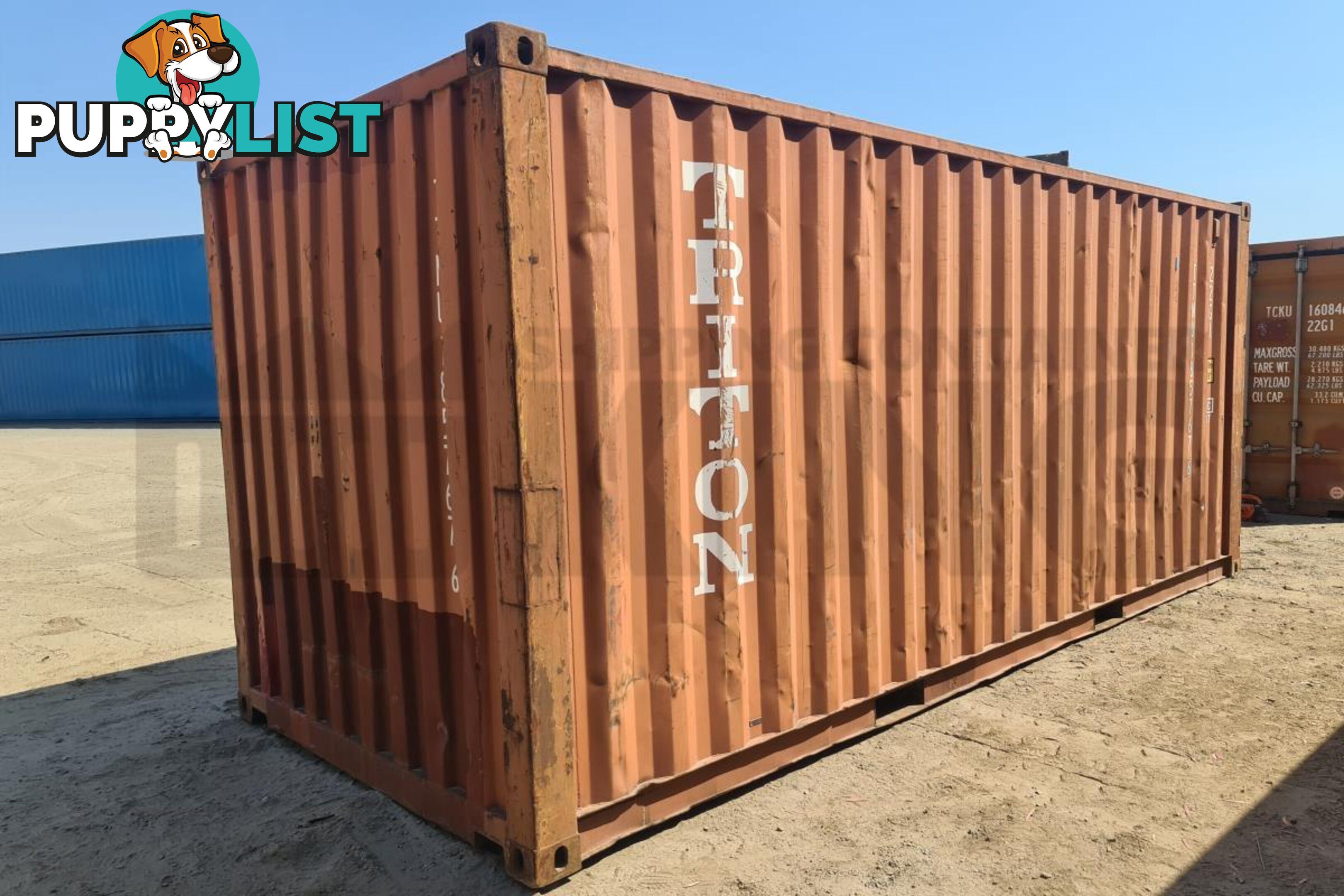 20' STANDARD HEIGHT SHIPPING CONTAINER - in Brisbane