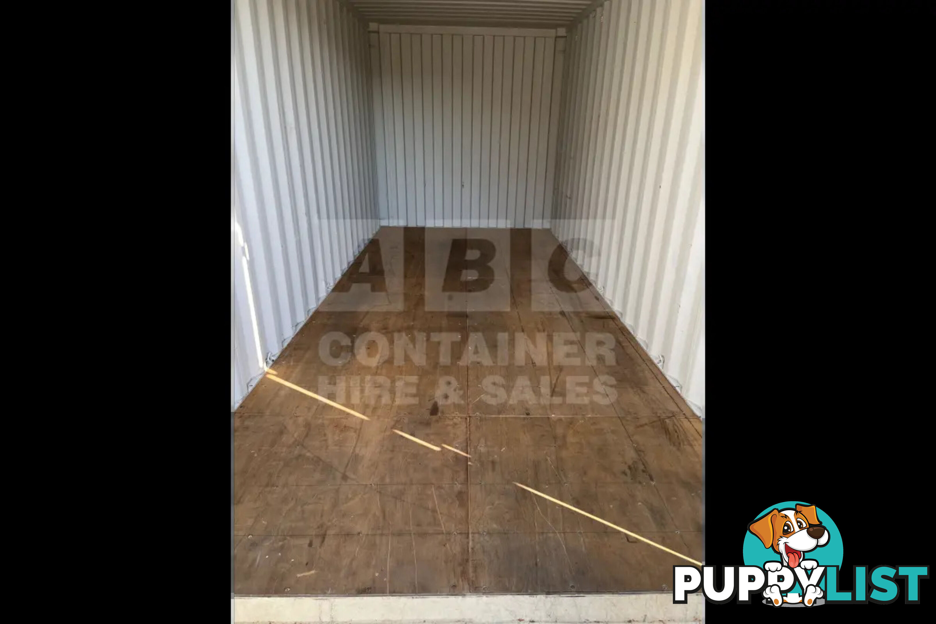 20' STANDARD HEIGHT SHIPPING CONTAINER - in Toowoomba