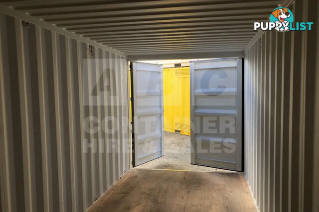 20' STANDARD HEIGHT SHIPPING CONTAINER - in Toowoomba
