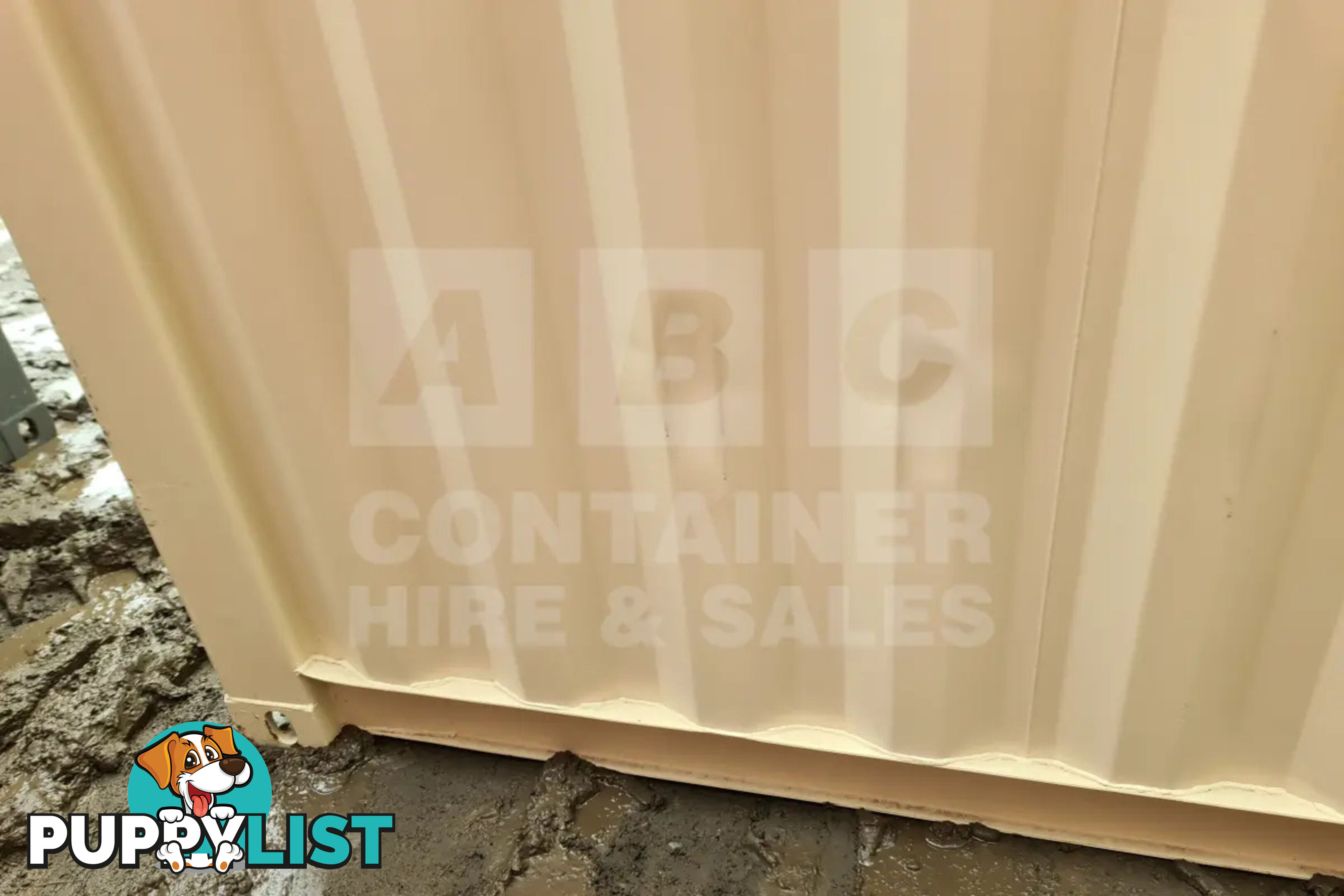 20' STANDARD HEIGHT SHIPPING CONTAINER (STEEL FLOOR) - in Gympie
