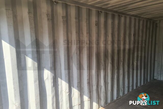 20' STANDARD HEIGHT SHIPPING CONTAINER - in Toowoomba