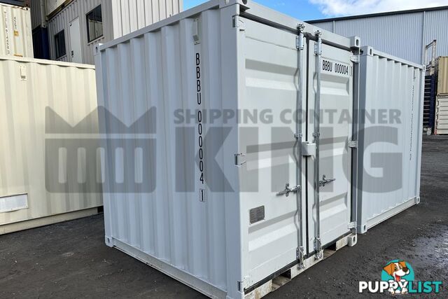 8' STEEL CONTAINER (8'5" HIGH - FACTORY BUILT) - in Brisbane