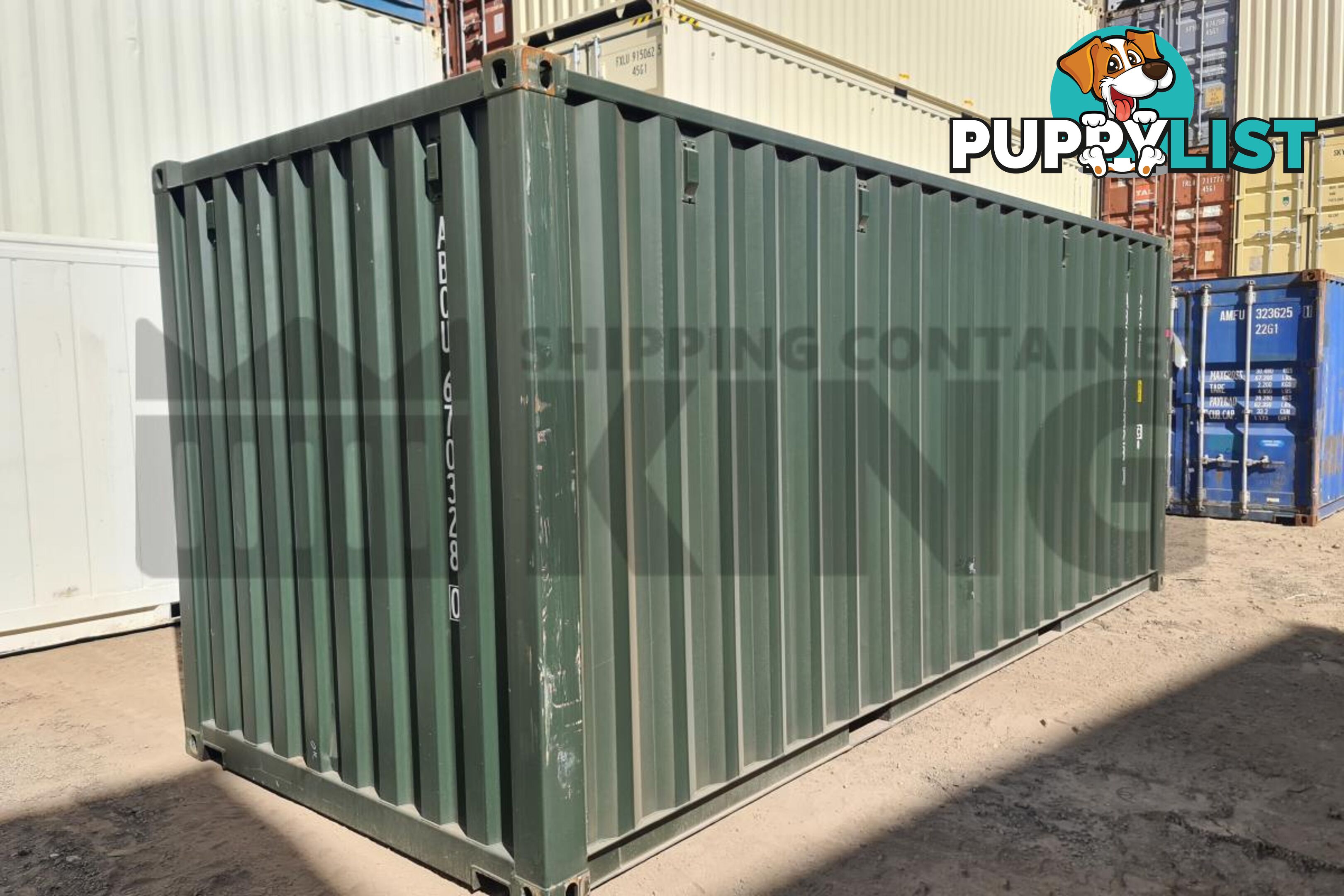 20' STANDARD HEIGHT SHIPPING CONTAINER - in Brisbane