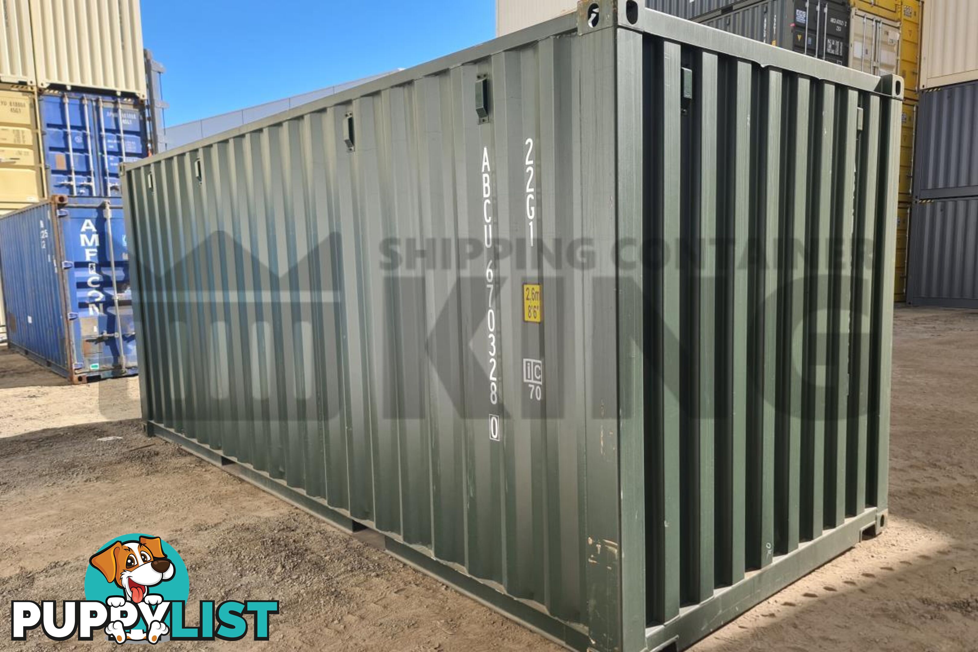 20' STANDARD HEIGHT SHIPPING CONTAINER - in Brisbane