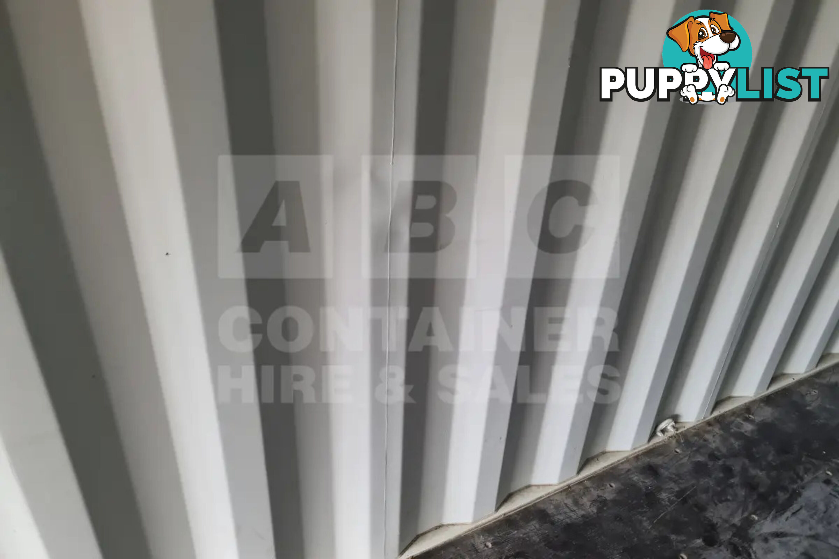 20' STANDARD HEIGHT SHIPPING CONTAINER