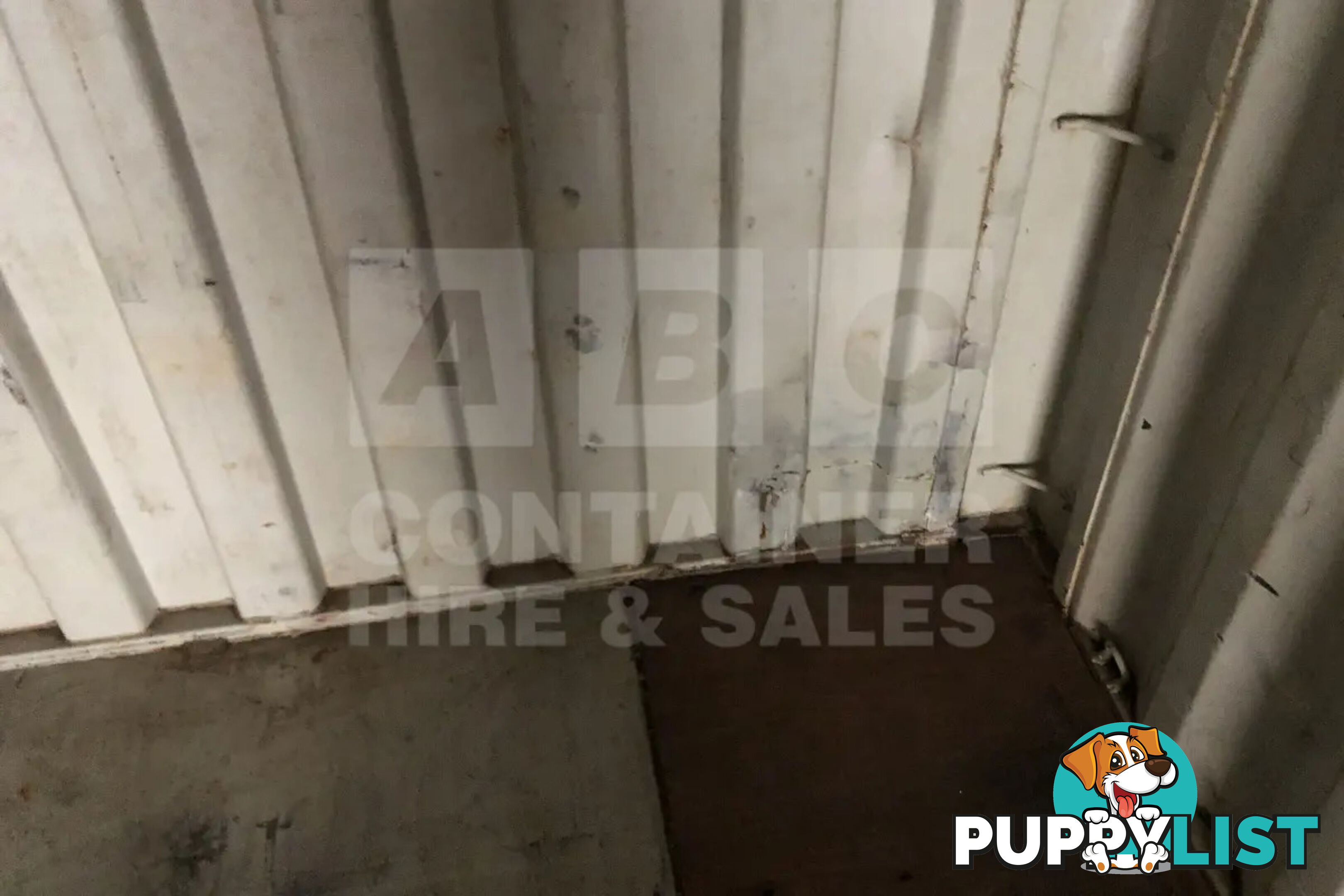 20' STANDARD HEIGHT SHIPPING CONTAINER
