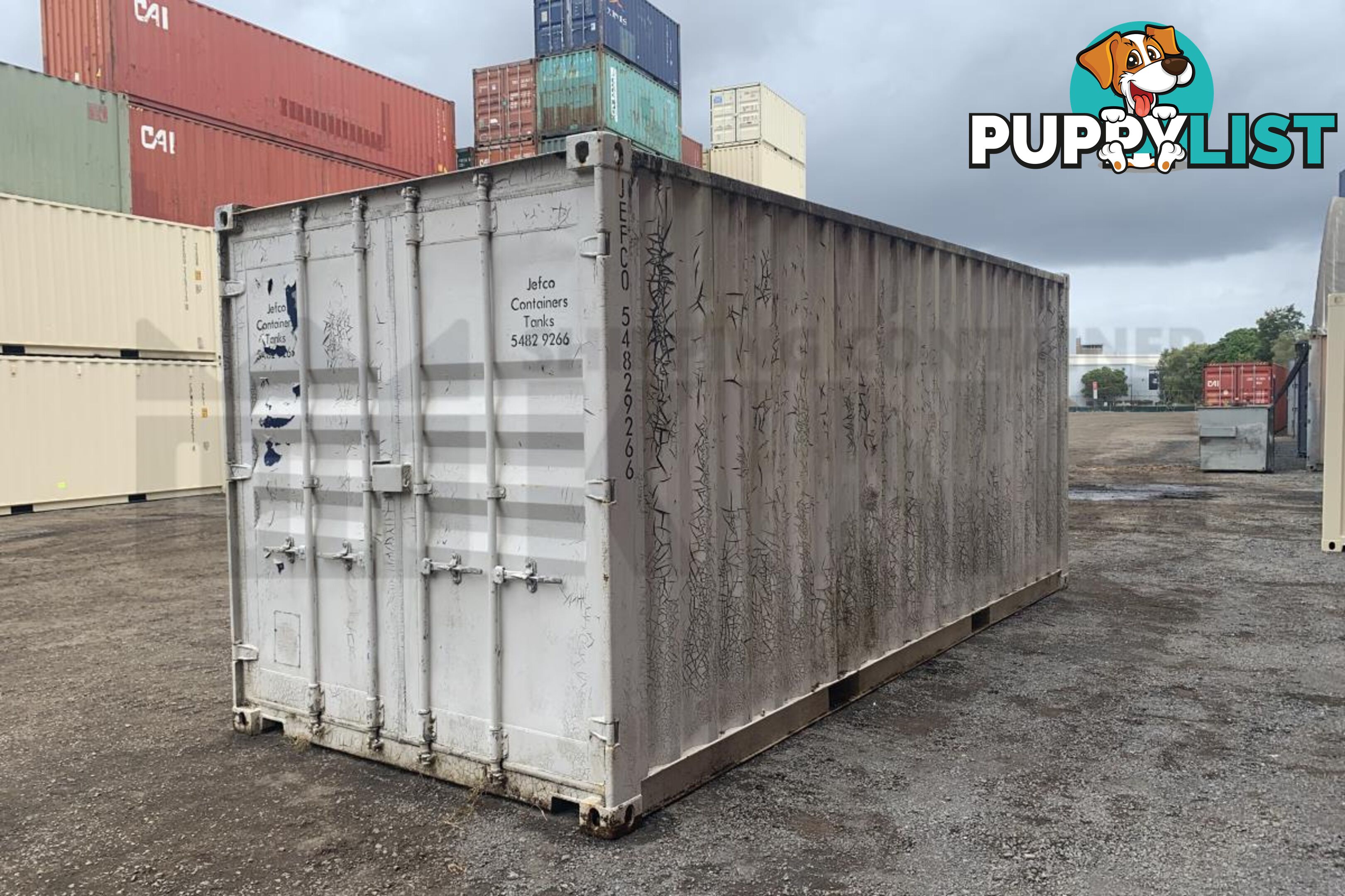 20' STANDARD HEIGHT SHIPPING CONTAINER - in Toowoomba