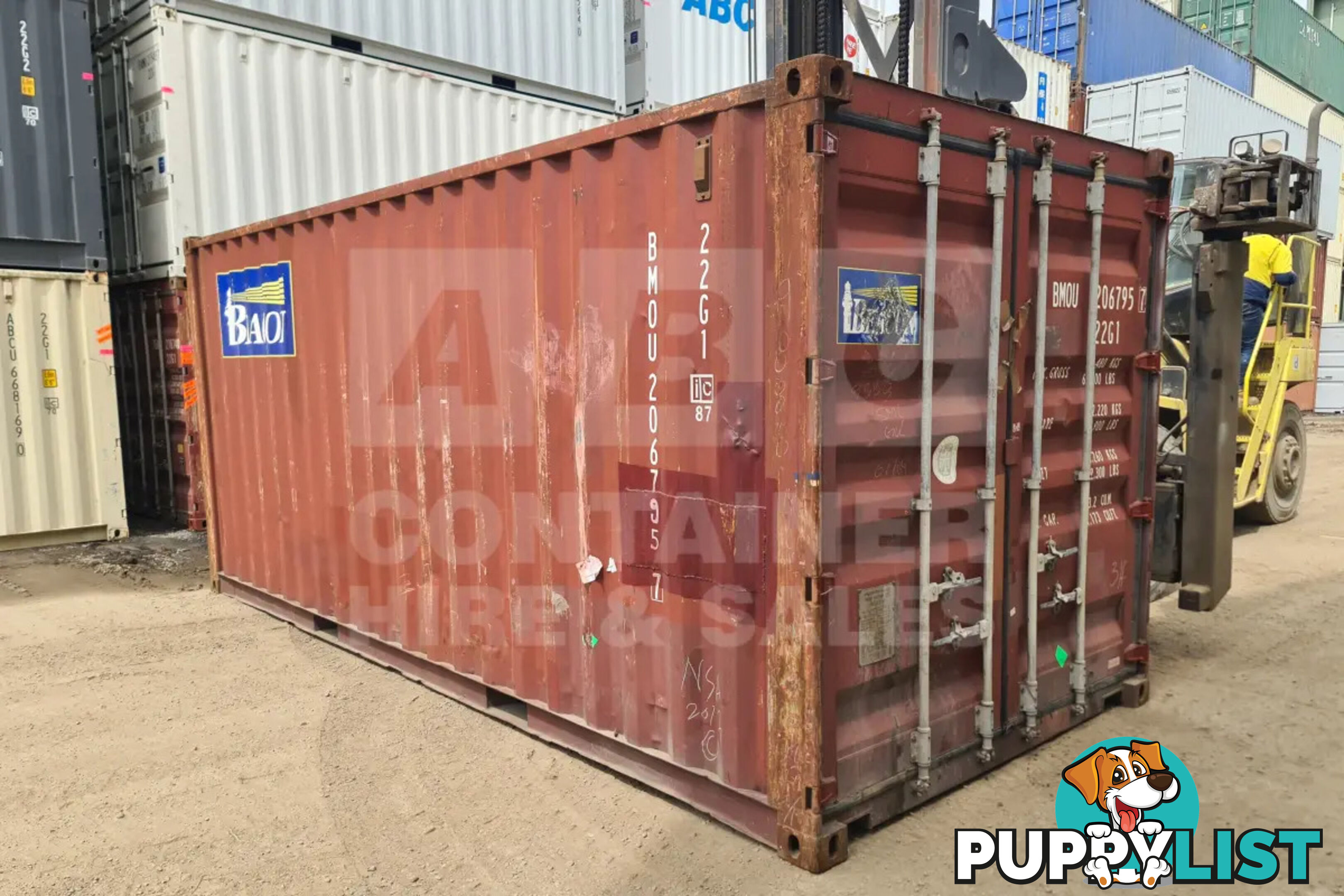 20' STANDARD HEIGHT SHIPPING CONTAINER