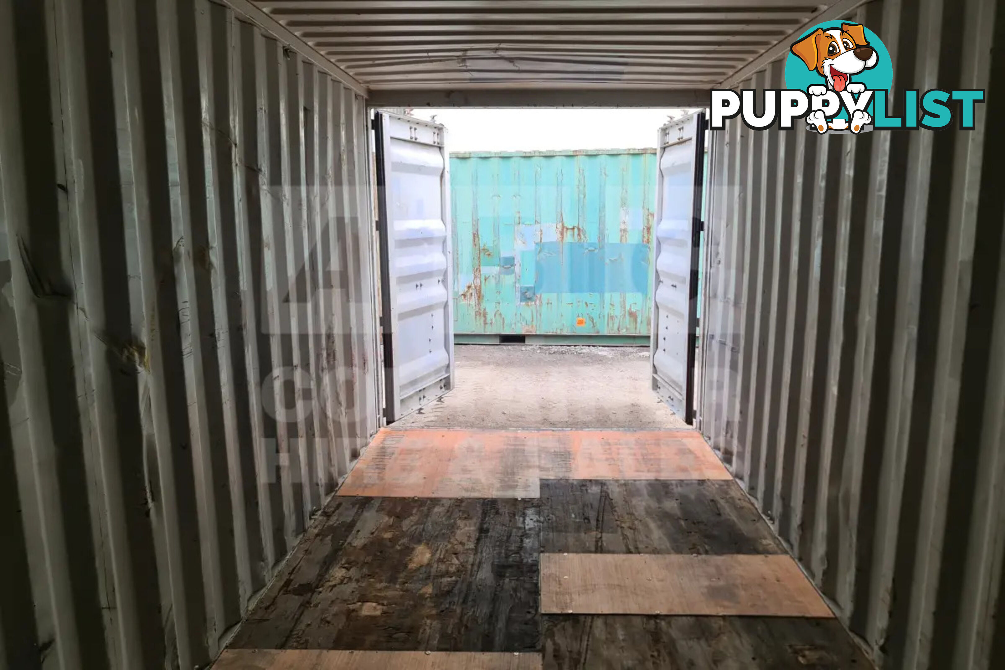 20' STANDARD HEIGHT SHIPPING CONTAINER
