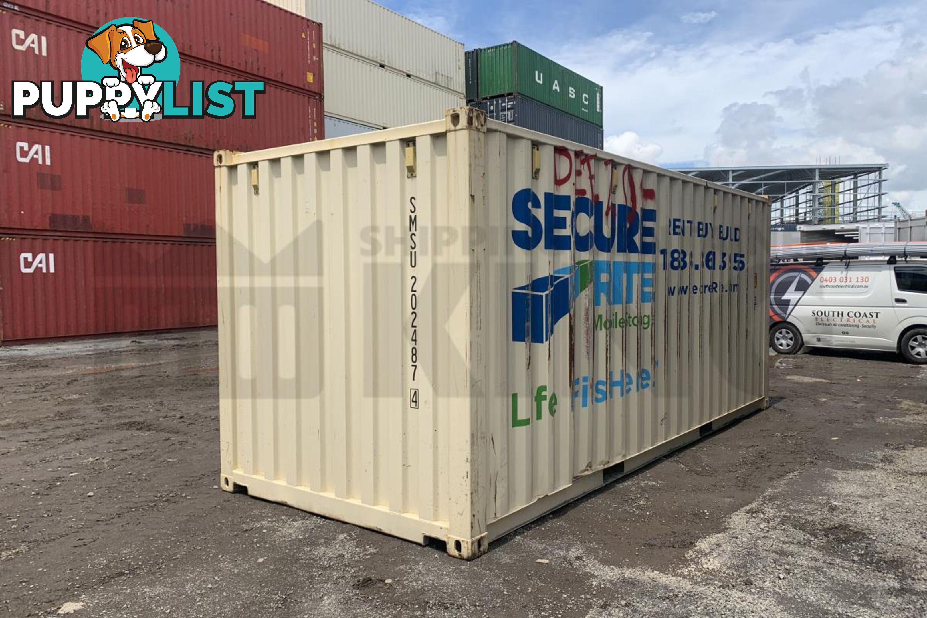 20' STANDARD HEIGHT SHIPPING CONTAINER - in Brisbane