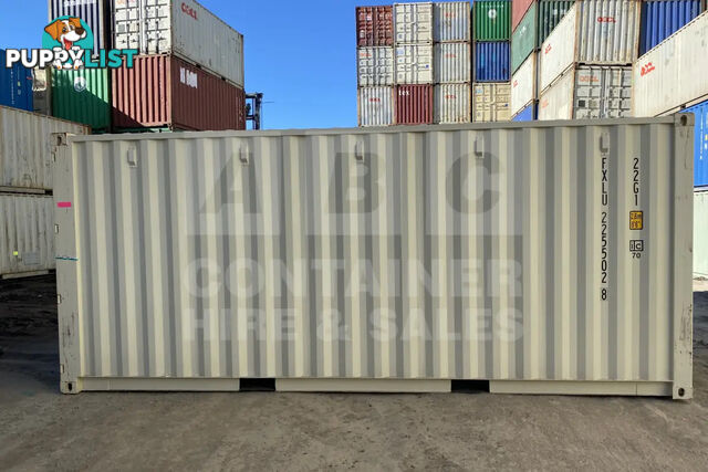 20' STANDARD HEIGHT SHIPPING CONTAINER - in Brisbane