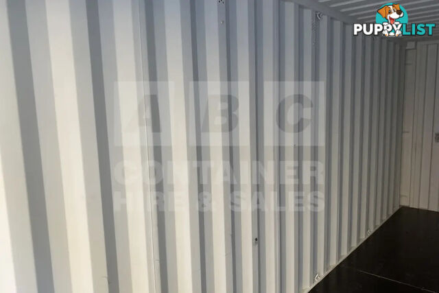 20' STANDARD HEIGHT SHIPPING CONTAINER - in Brisbane