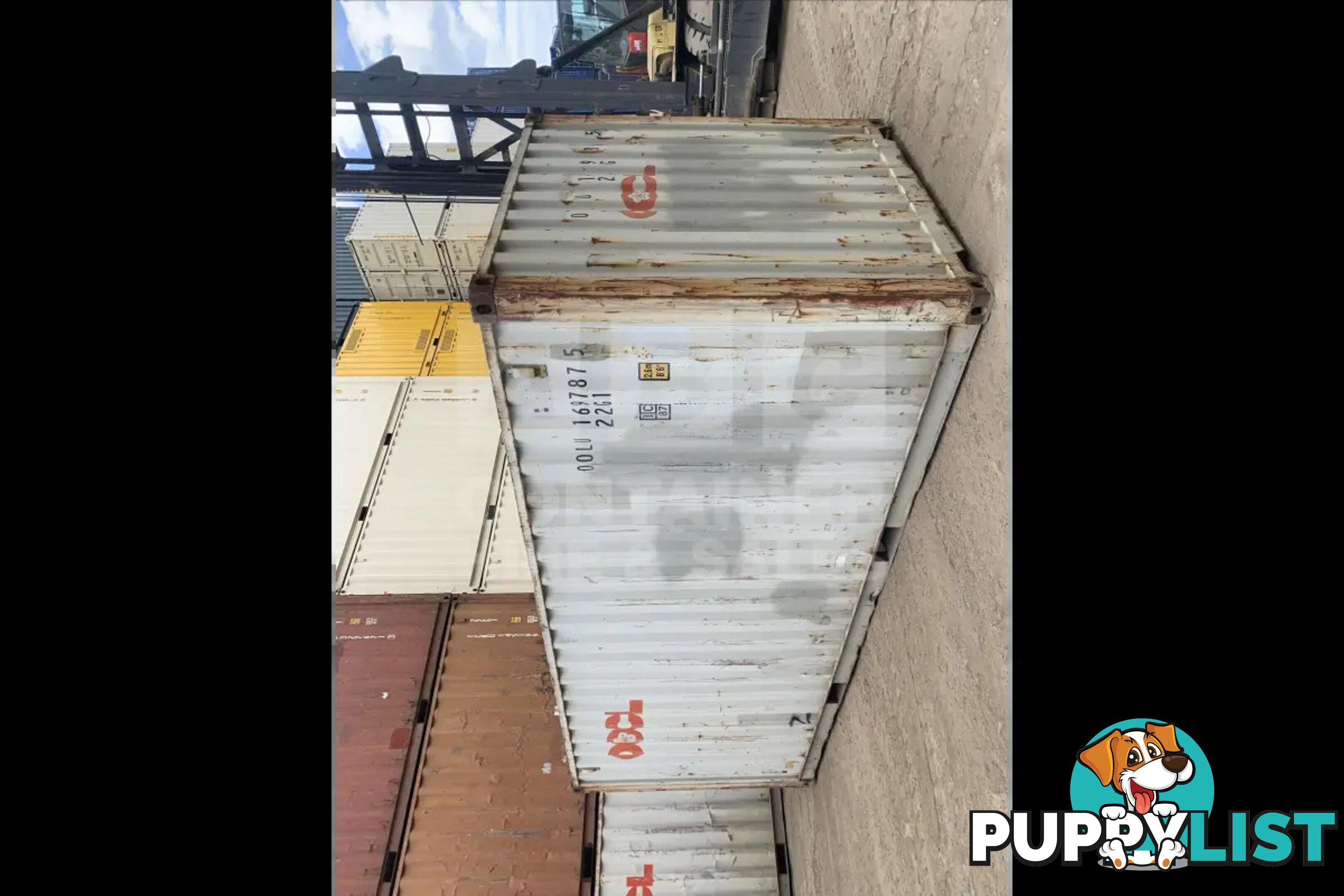 20' STANDARD HEIGHT SHIPPING CONTAINER