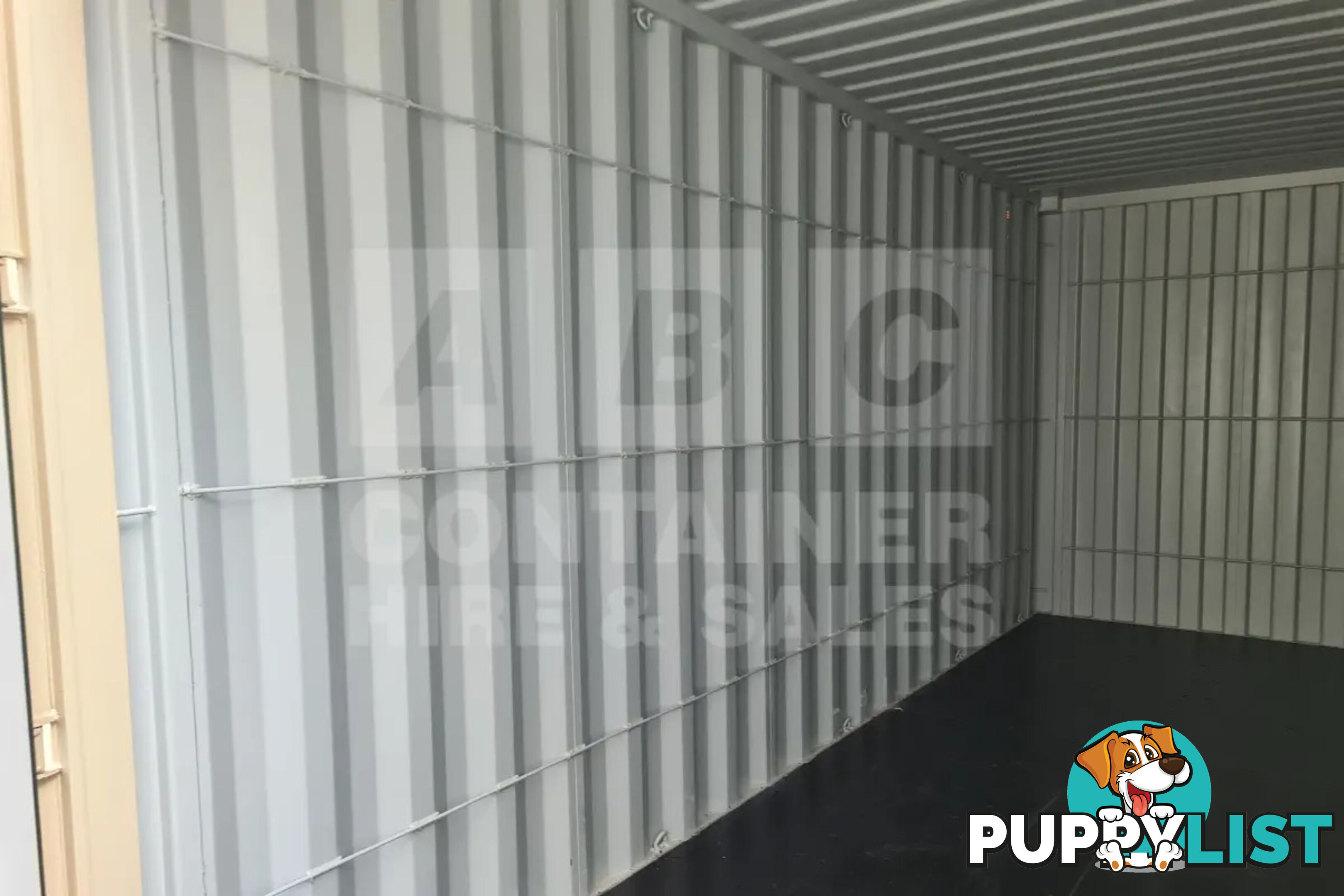 20' HIGH CUBE SHIPPING CONTAINER (WITH TIE RAILS)