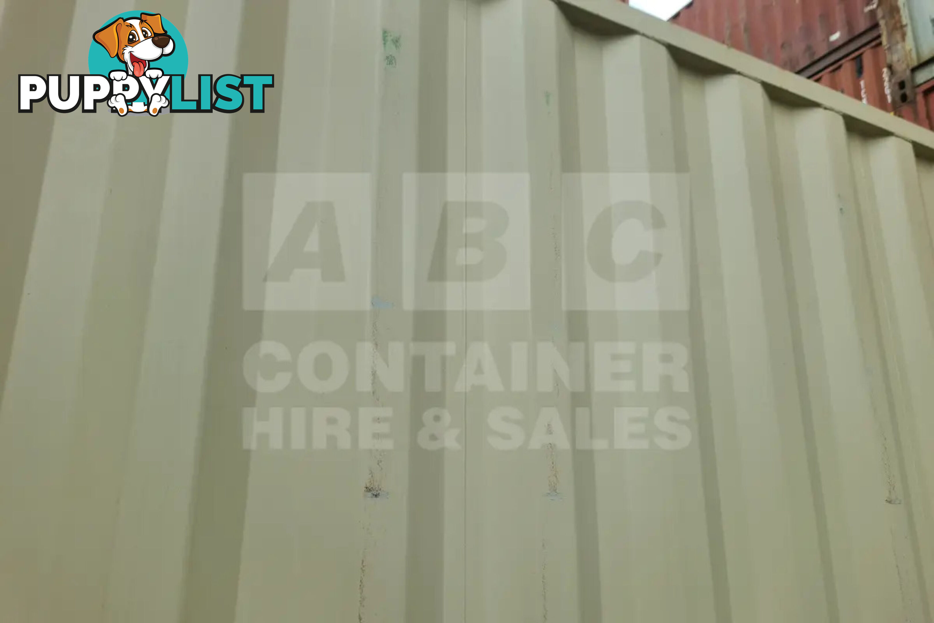 20' HIGH CUBE SHIPPING CONTAINER (WITH TIE RAILS)