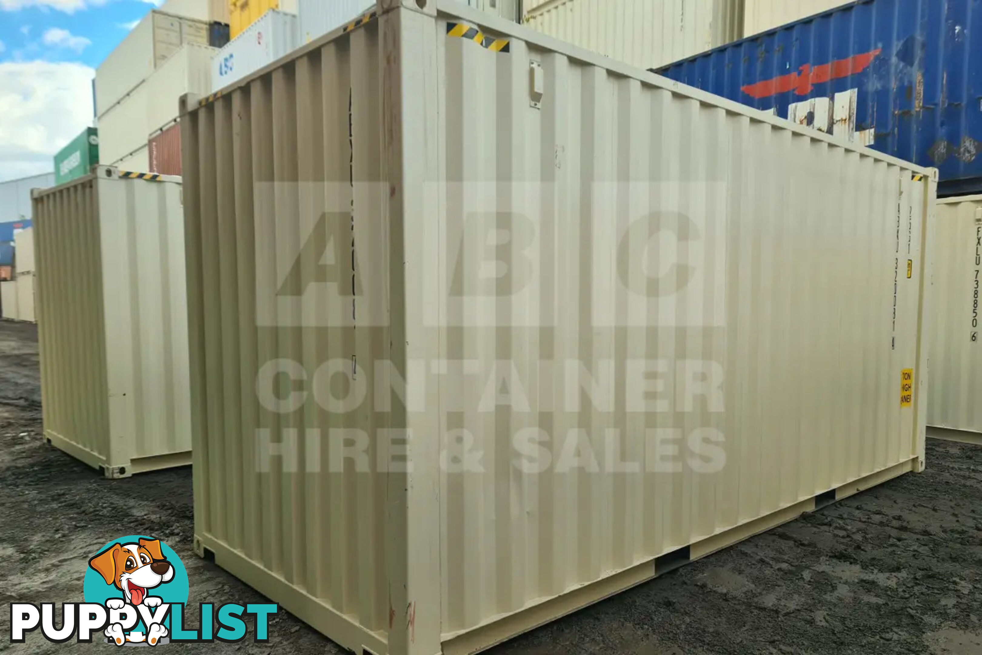 20' HIGH CUBE SHIPPING CONTAINER (WITH TIE RAILS)