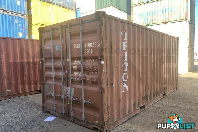 20' STANDARD HEIGHT SHIPPING CONTAINER - in Rockhampton