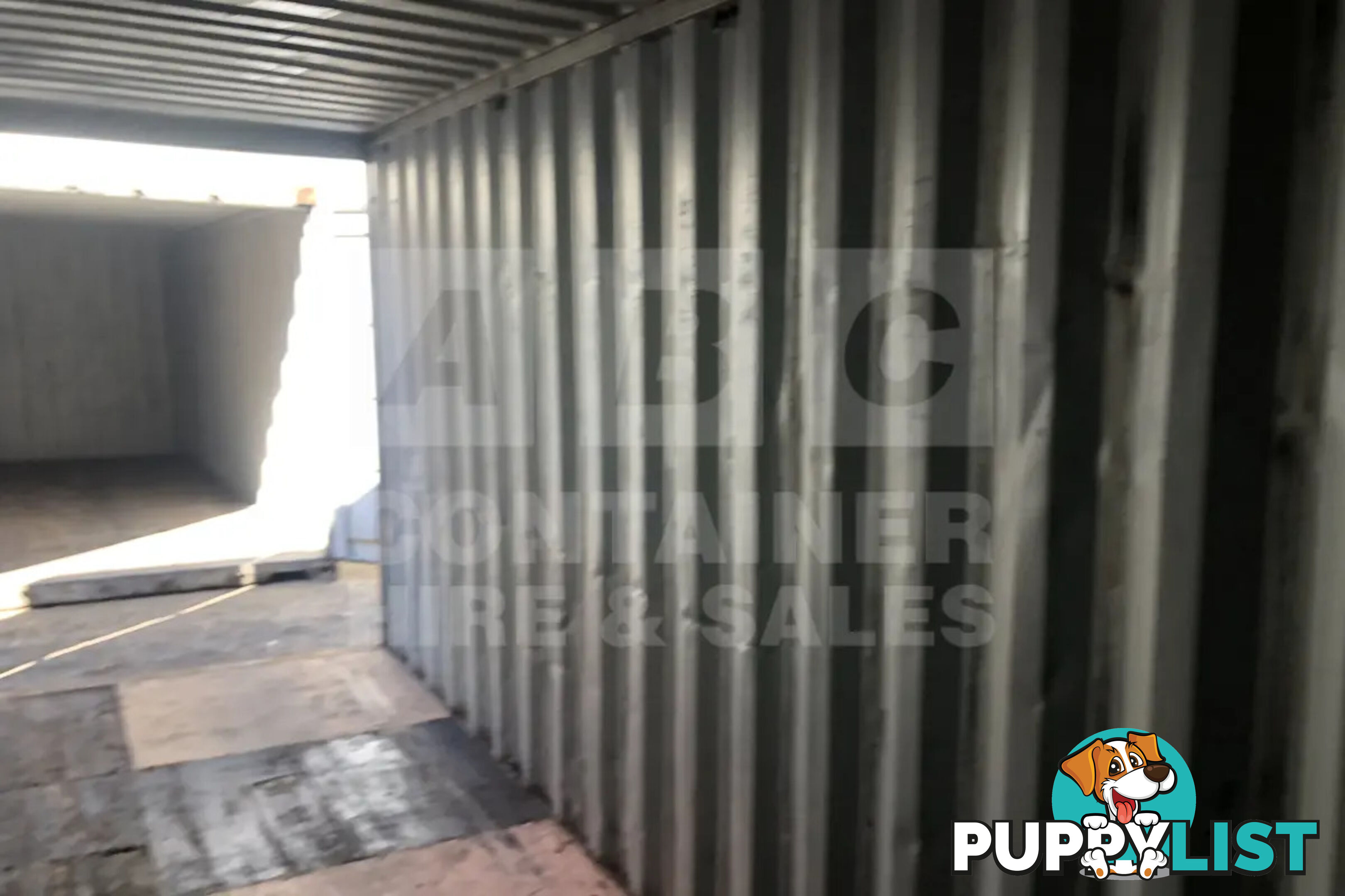 20' STANDARD HEIGHT SHIPPING CONTAINER
